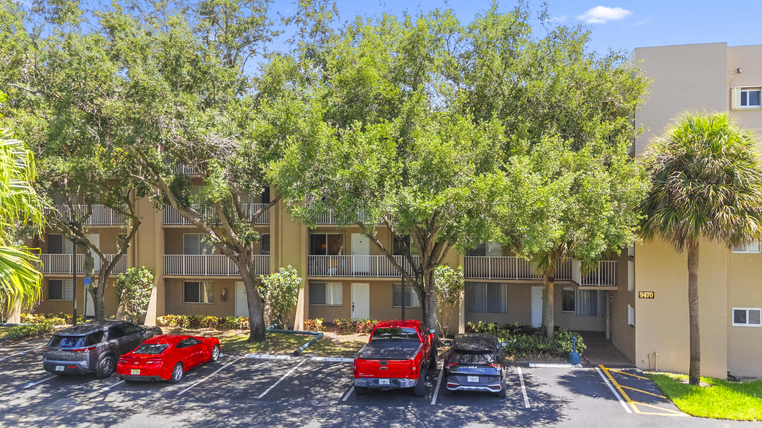 TANGERINE CONDOMINIUM SEVEN - Residential