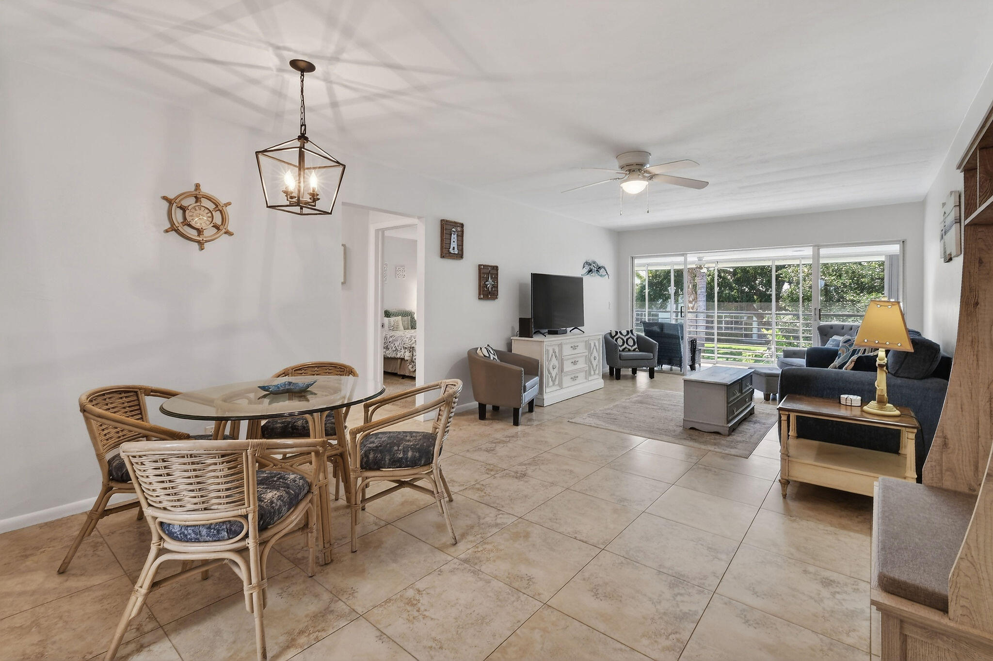 TEQUESTA GARDEN CONDO 4 - Residential