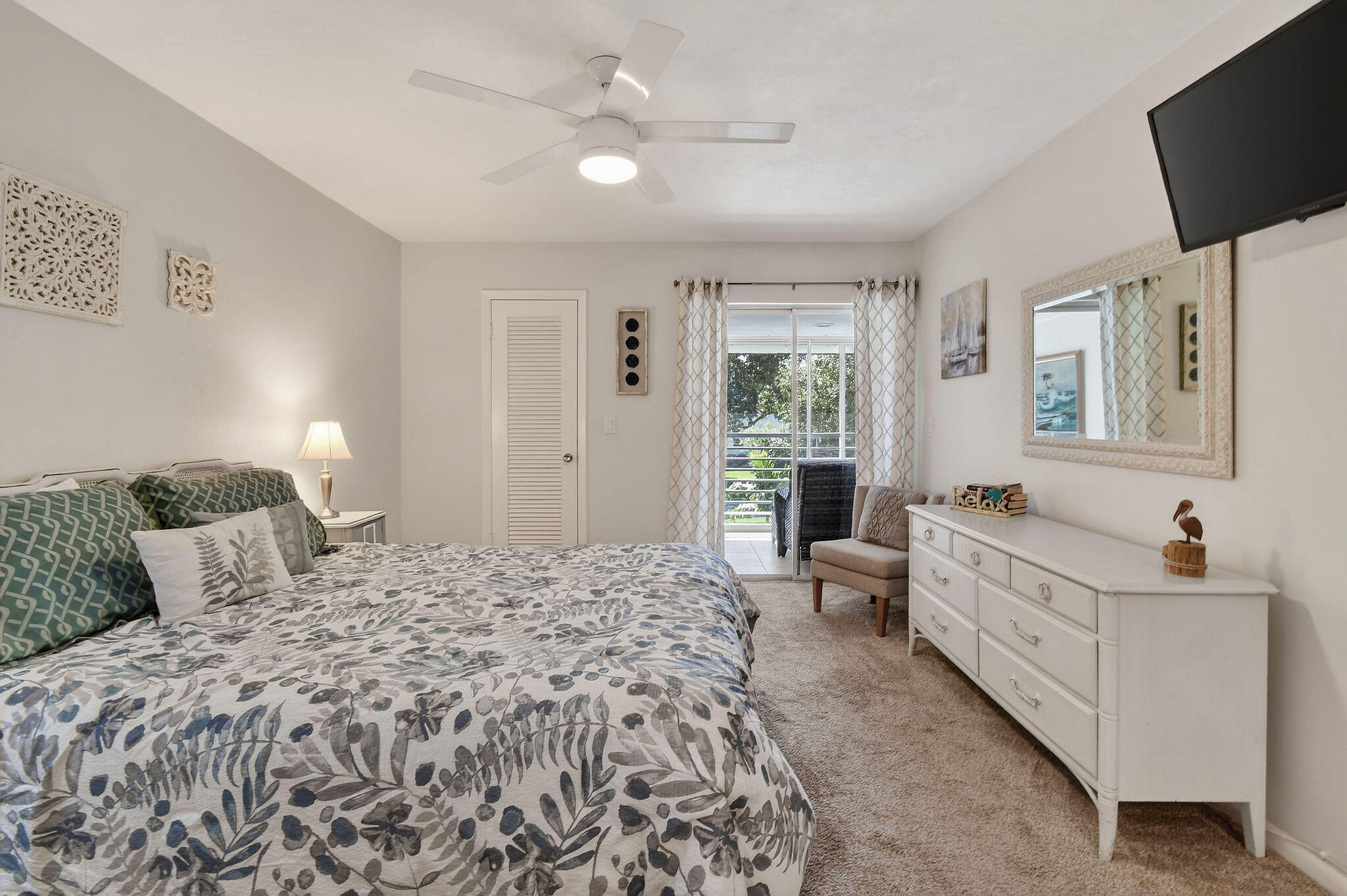 TEQUESTA GARDEN CONDO 4 - Residential
