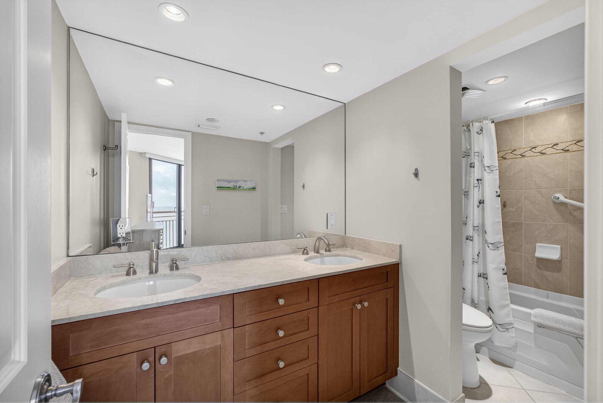 TIARA CONDO - Residential Lease