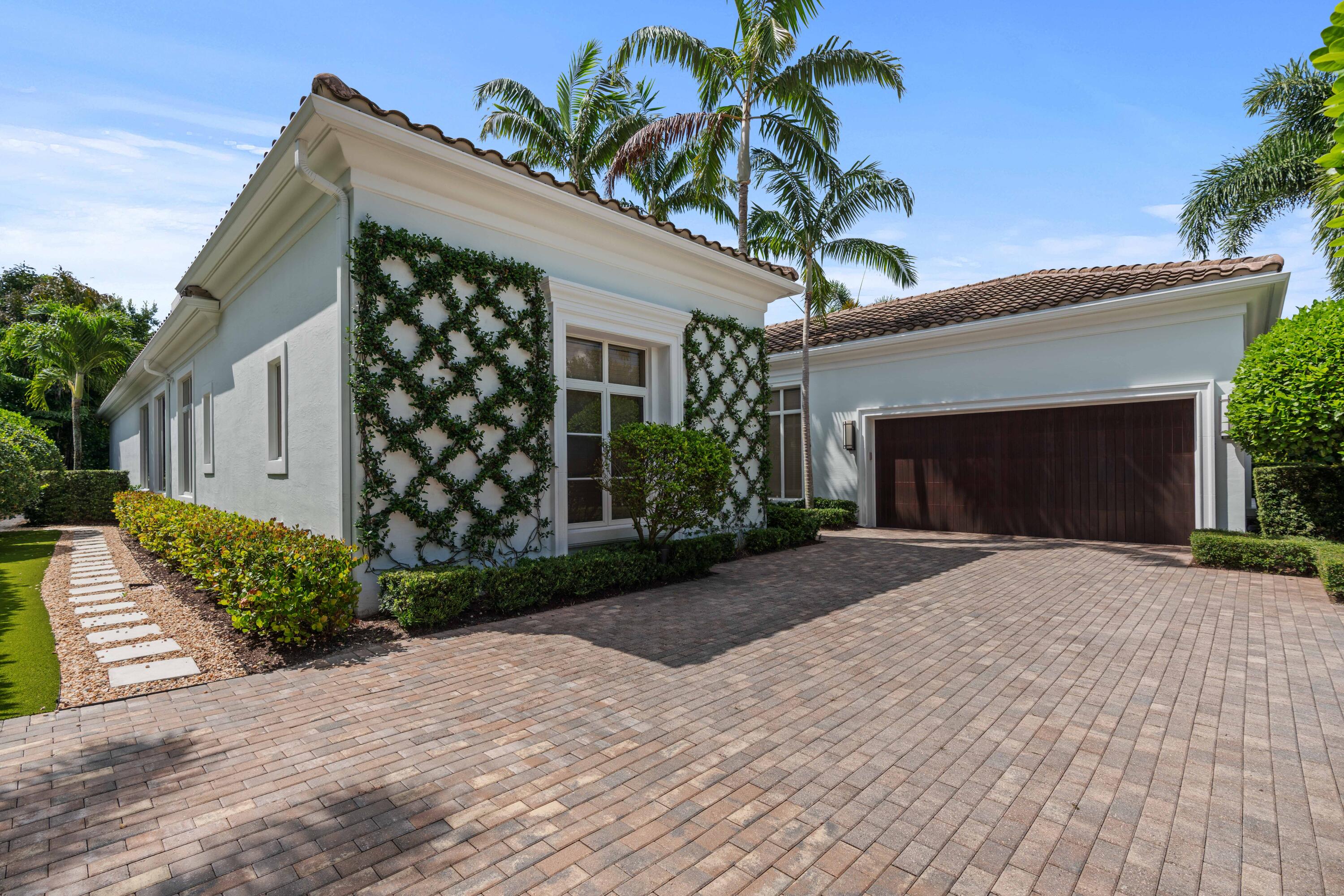 OLD PALM 2 - Residential