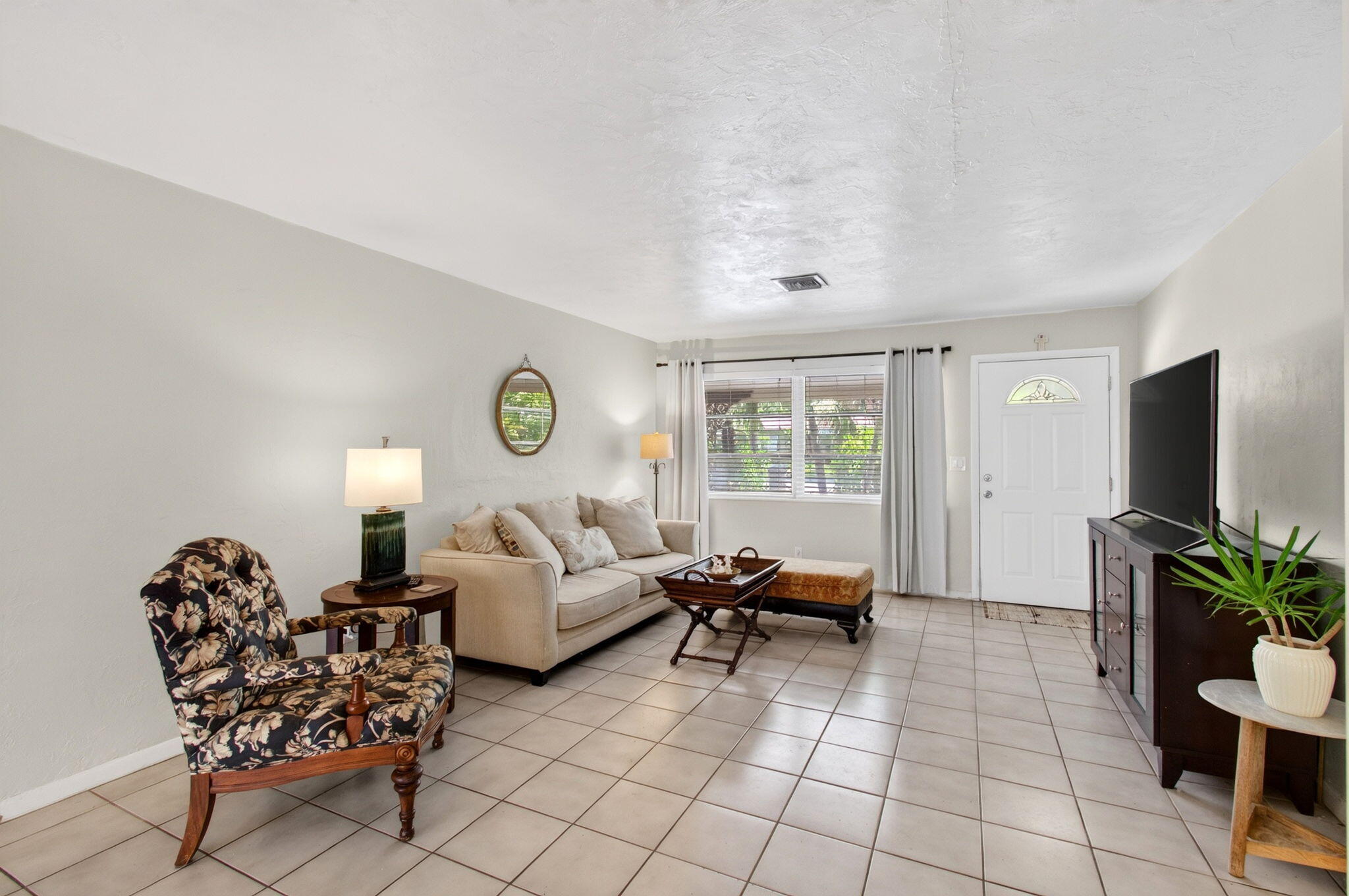 COLLEGE PARK - Residential