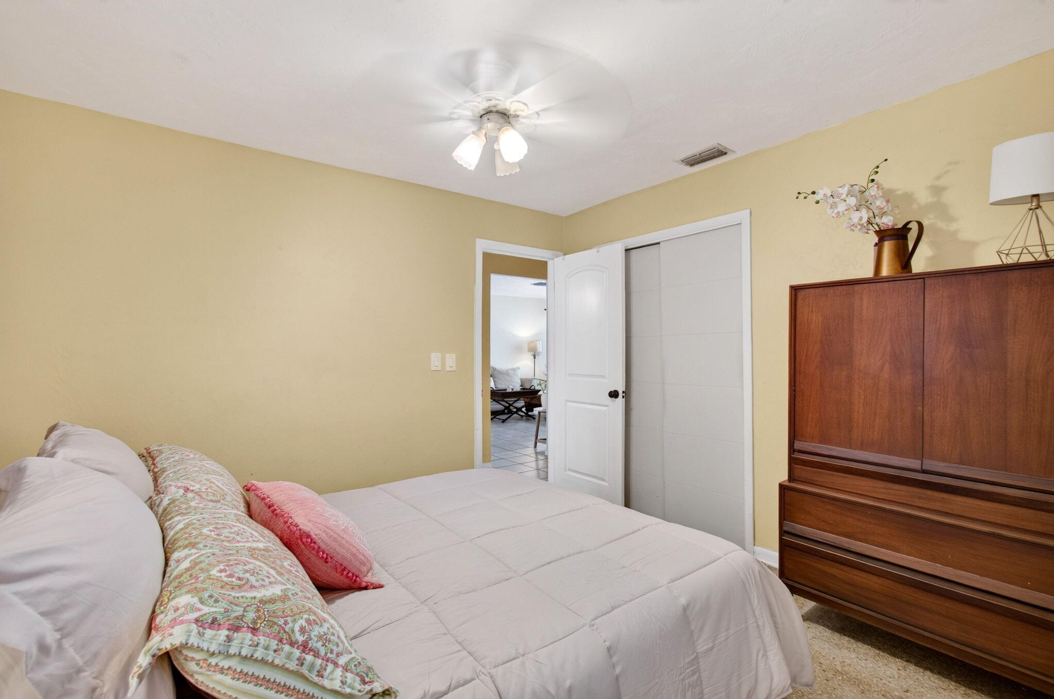COLLEGE PARK - Residential