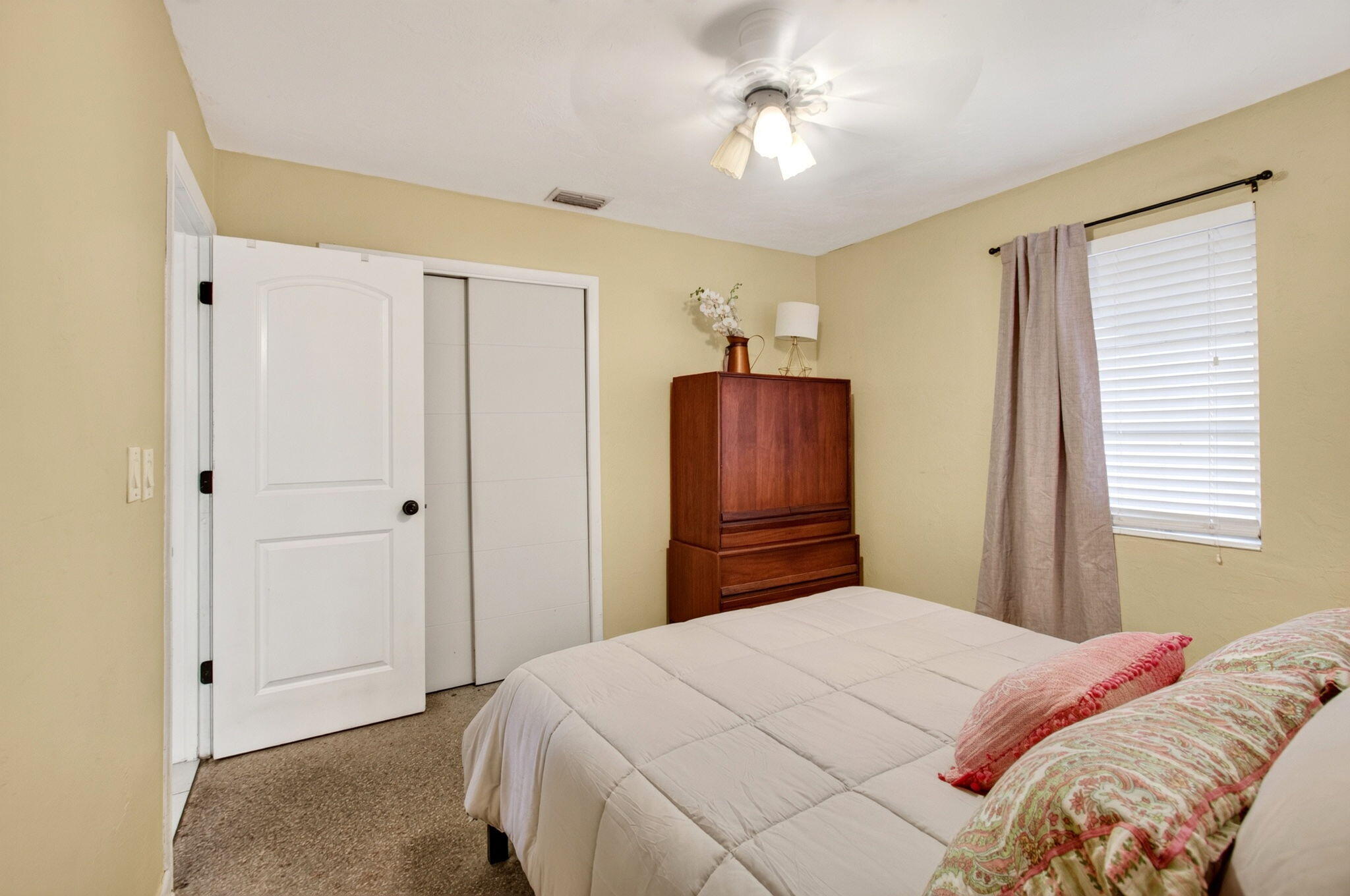 COLLEGE PARK - Residential