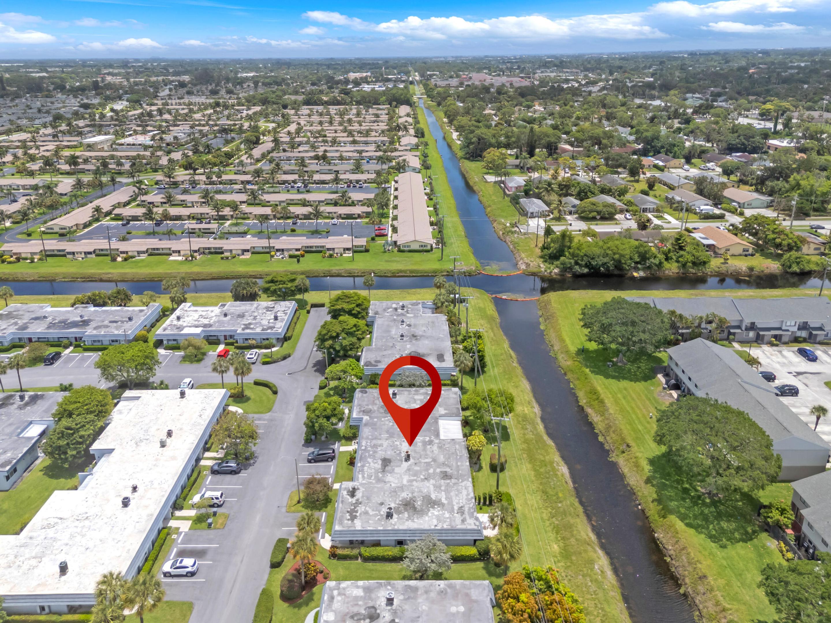 CRESTHAVEN CONDO TOWNHOMES SEC 1 - Residential