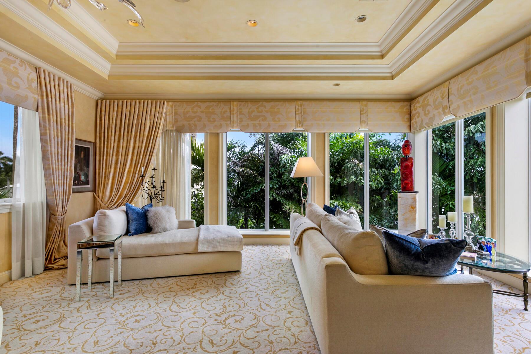 HARBOUR ISLES - Residential