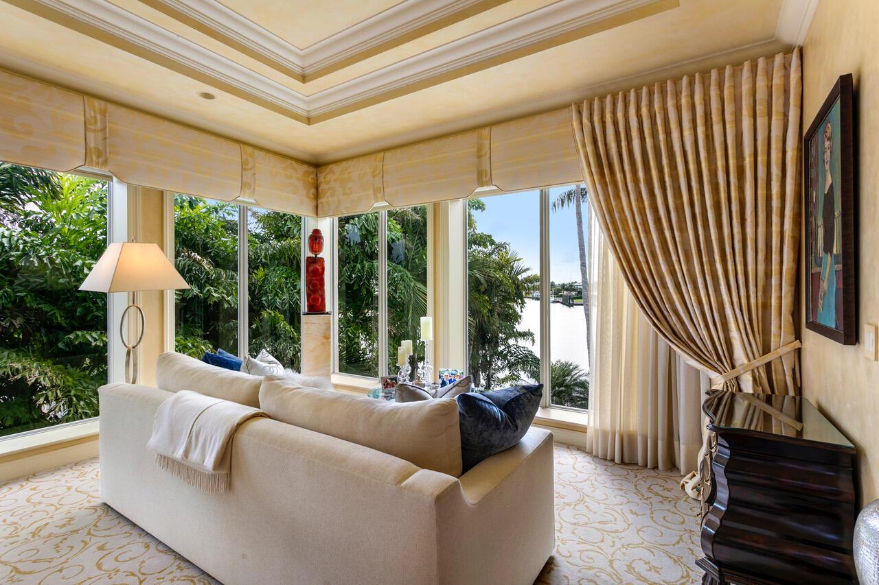 HARBOUR ISLES - Residential