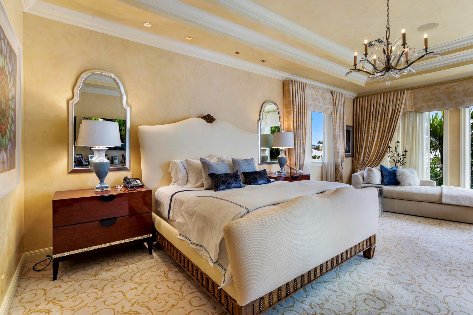 HARBOUR ISLES - Residential