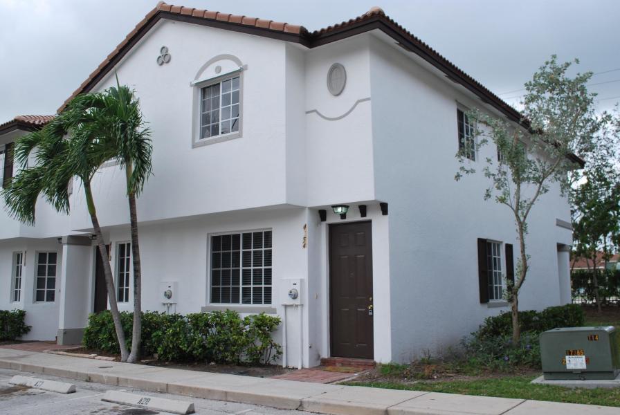 Cozy townhome in the desirable Mediterranea. This 3 bedroom 2.5 bath features tile floors throughout the first level, and new carpet to be installed on the second level. Neighborhood offers pool, clubhouse, and fitness room. Close to shopping, school and more!