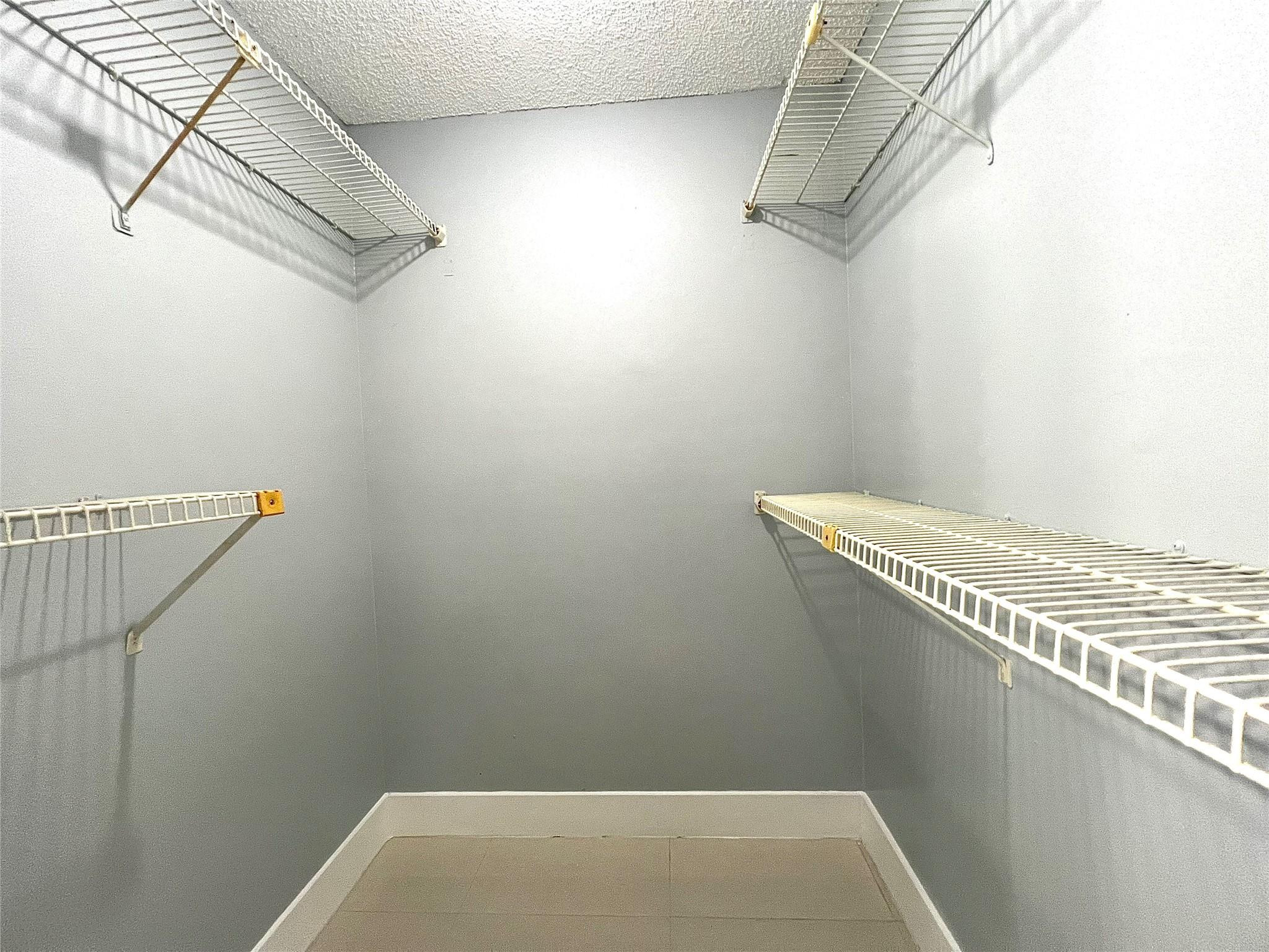 OMEGA CONDO NO 6 - Residential Lease