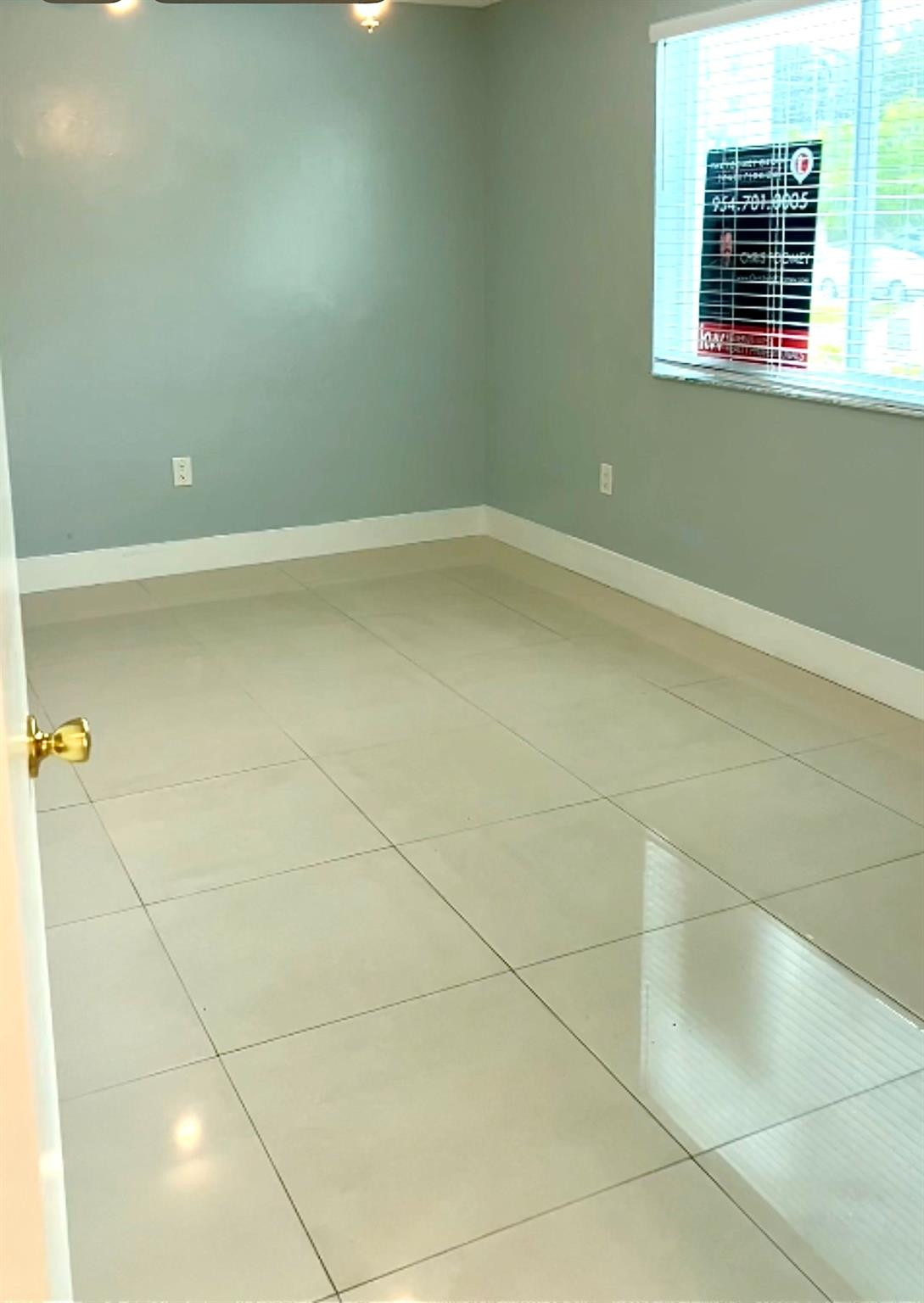 OMEGA CONDO NO 6 - Residential Lease