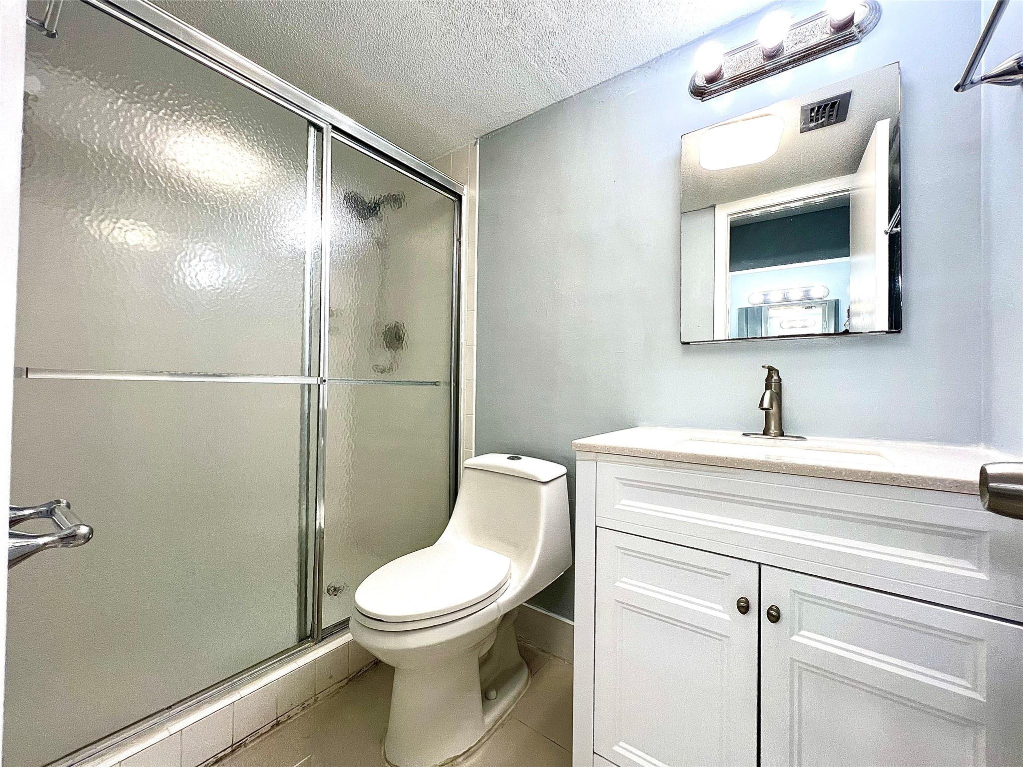 OMEGA CONDO NO 6 - Residential Lease
