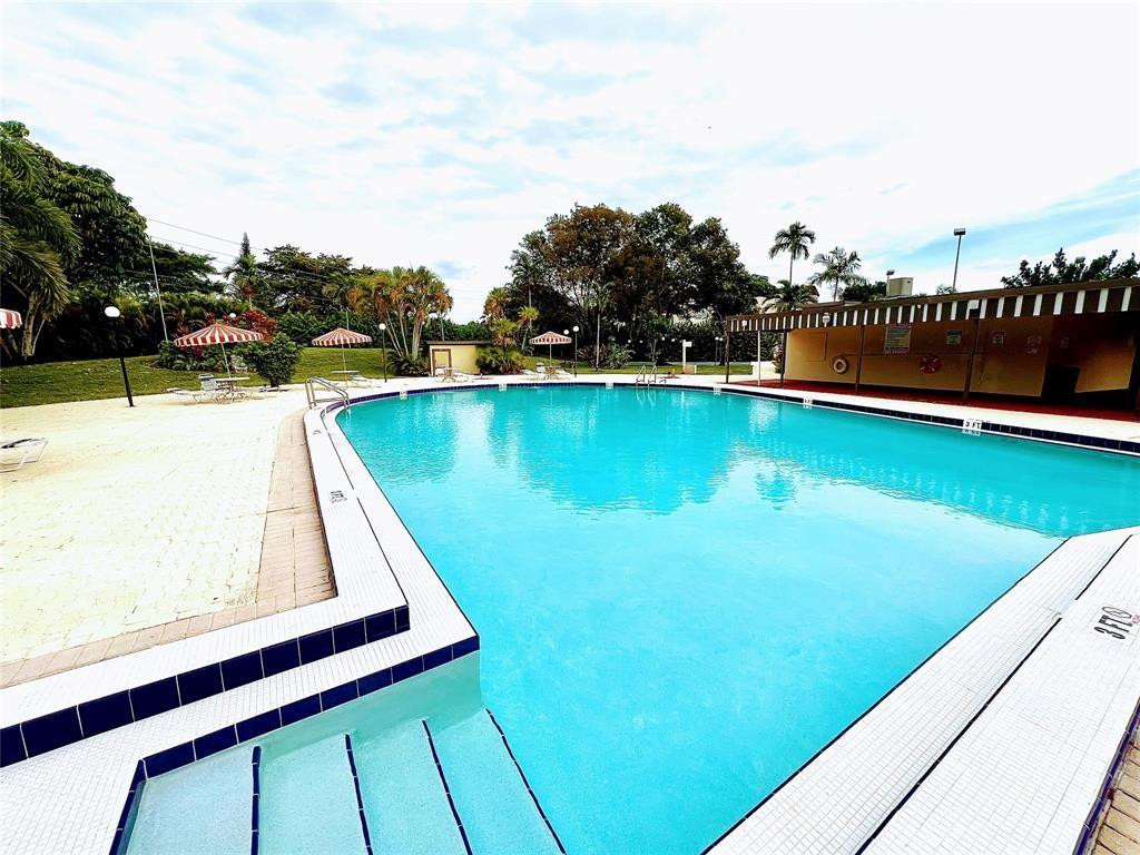 OMEGA CONDO NO 6 - Residential Lease