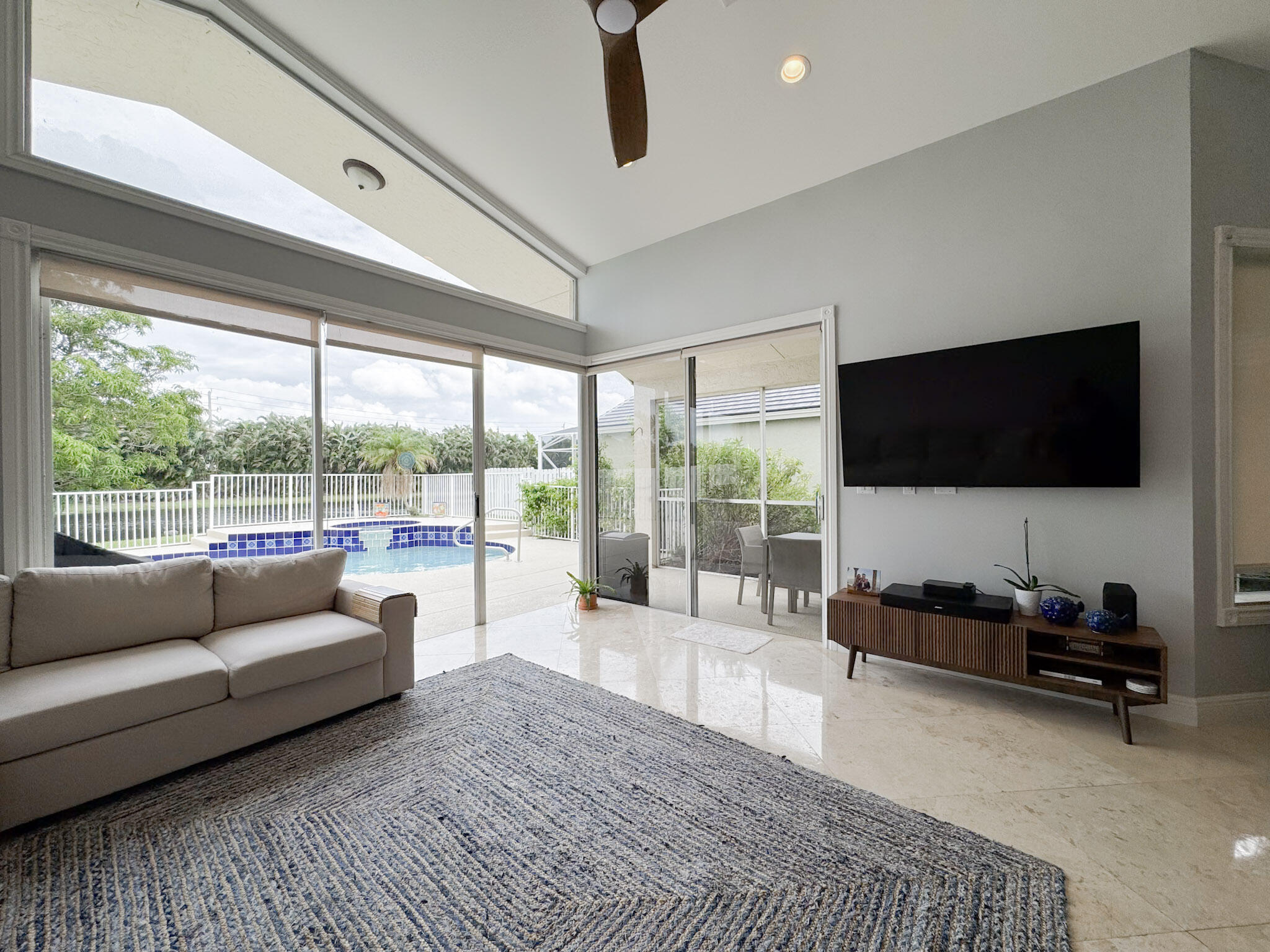PONTE VECCHIO - Residential Lease
