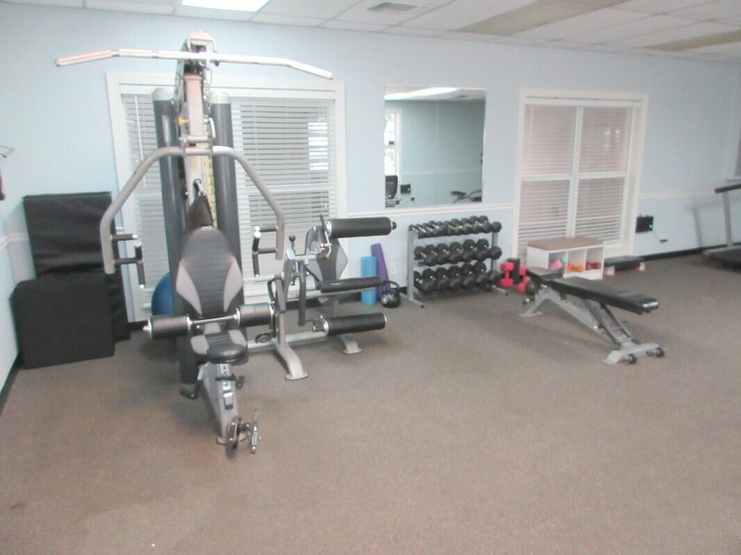CRESTHAVEN VILLAS CONDO 31 - Residential Lease