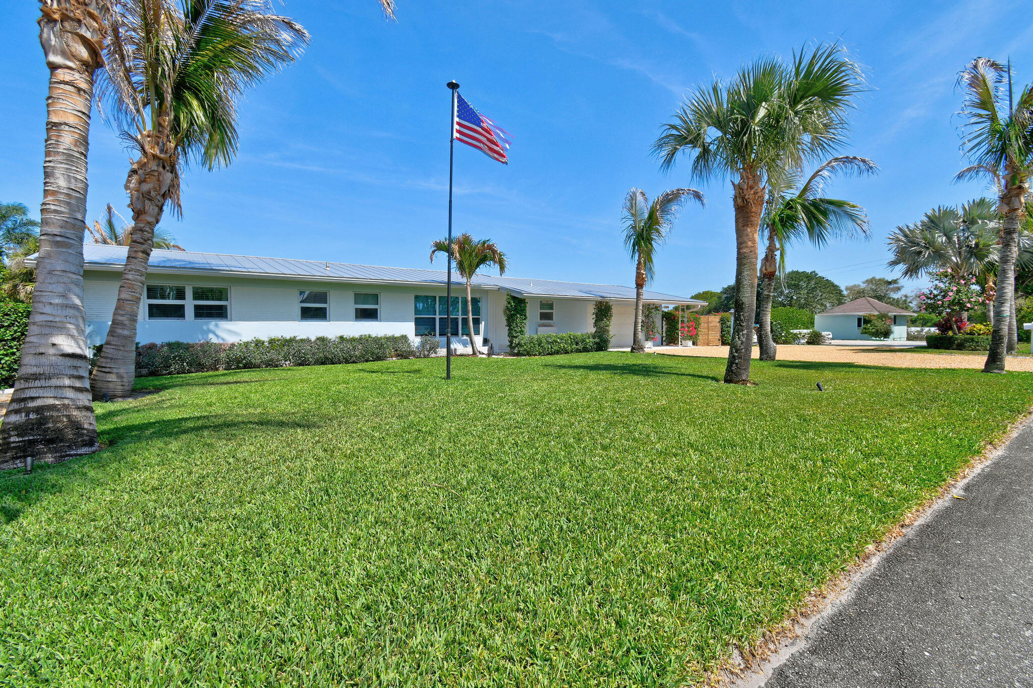 Hobe Hills - Residential