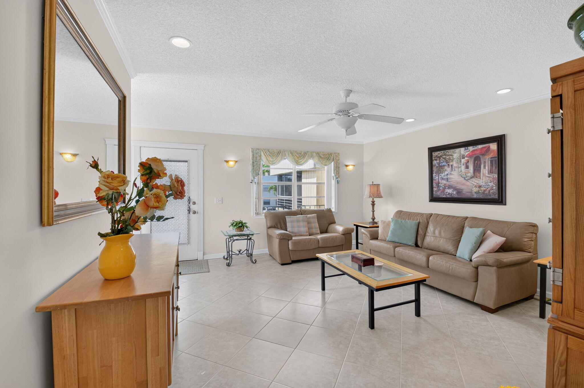 KINGS POINT CAPRI CONDOS - Residential
