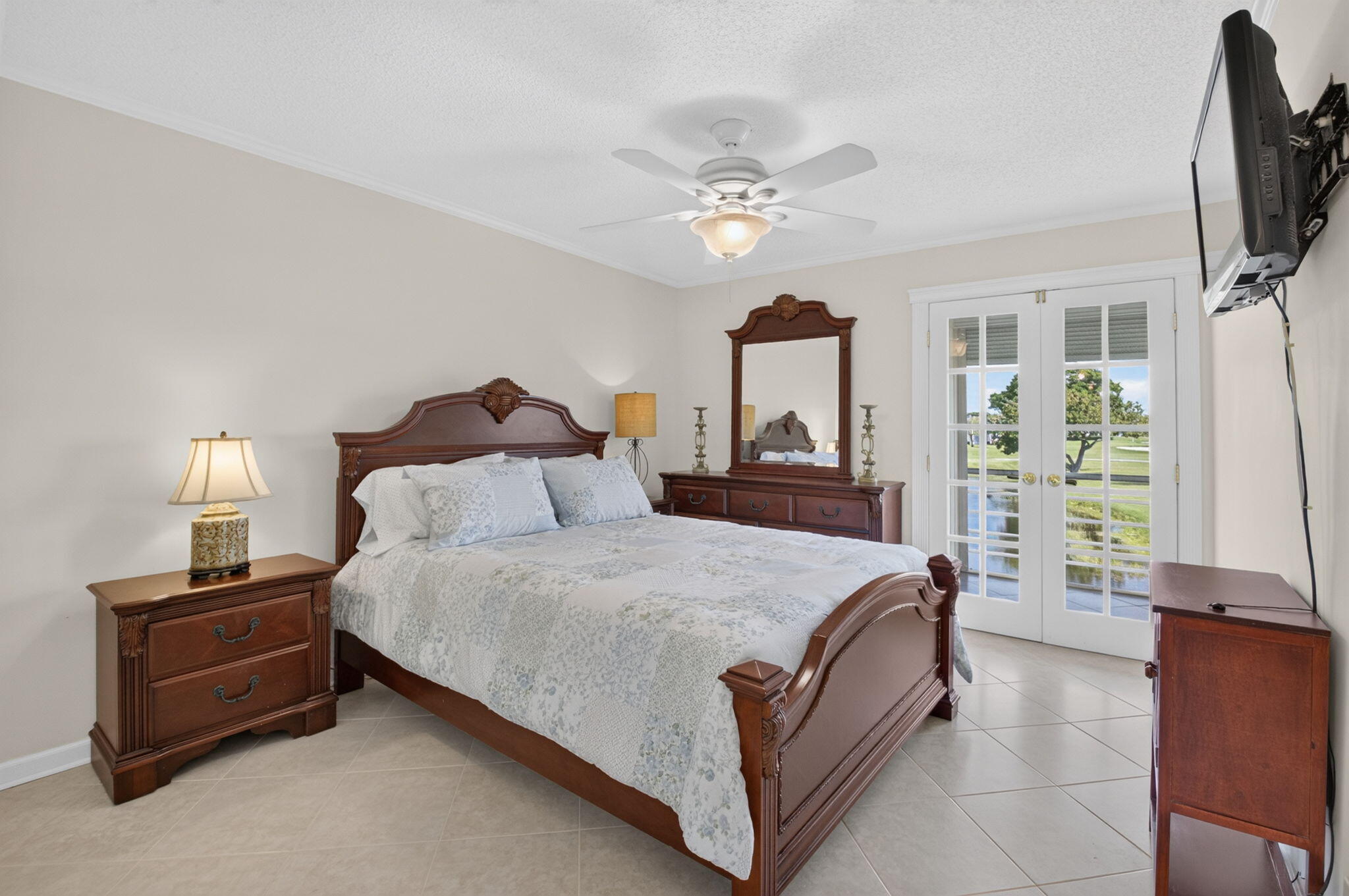 KINGS POINT CAPRI CONDOS - Residential