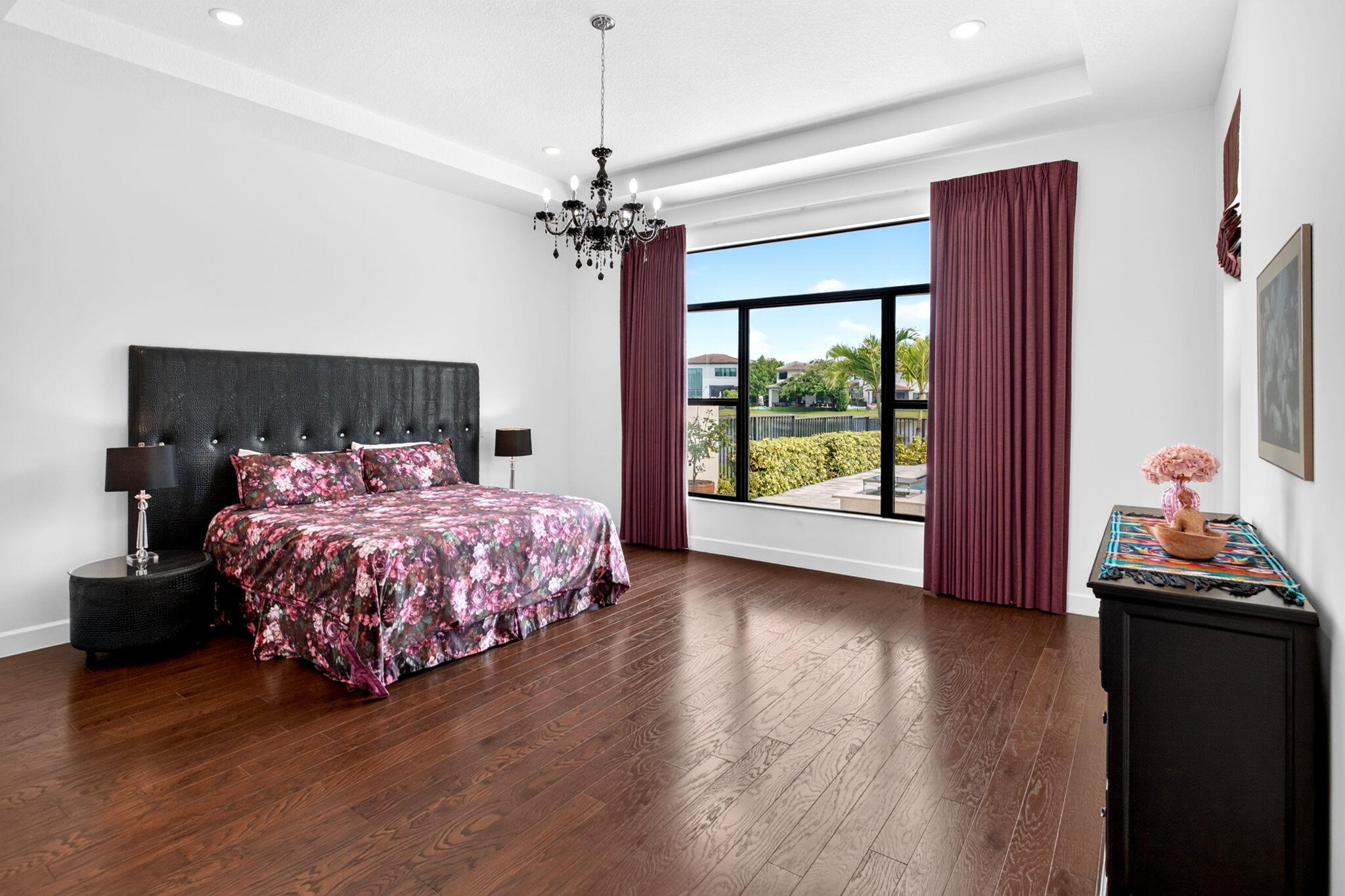 PALM MEADOWS ESTATES - Residential