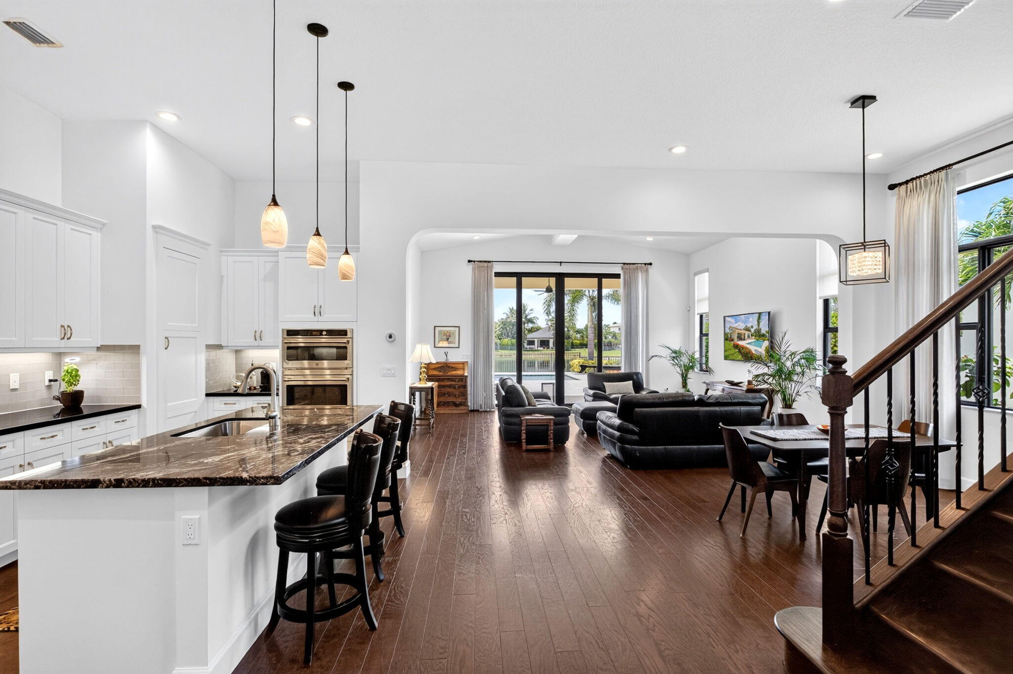 PALM MEADOWS ESTATES - Residential