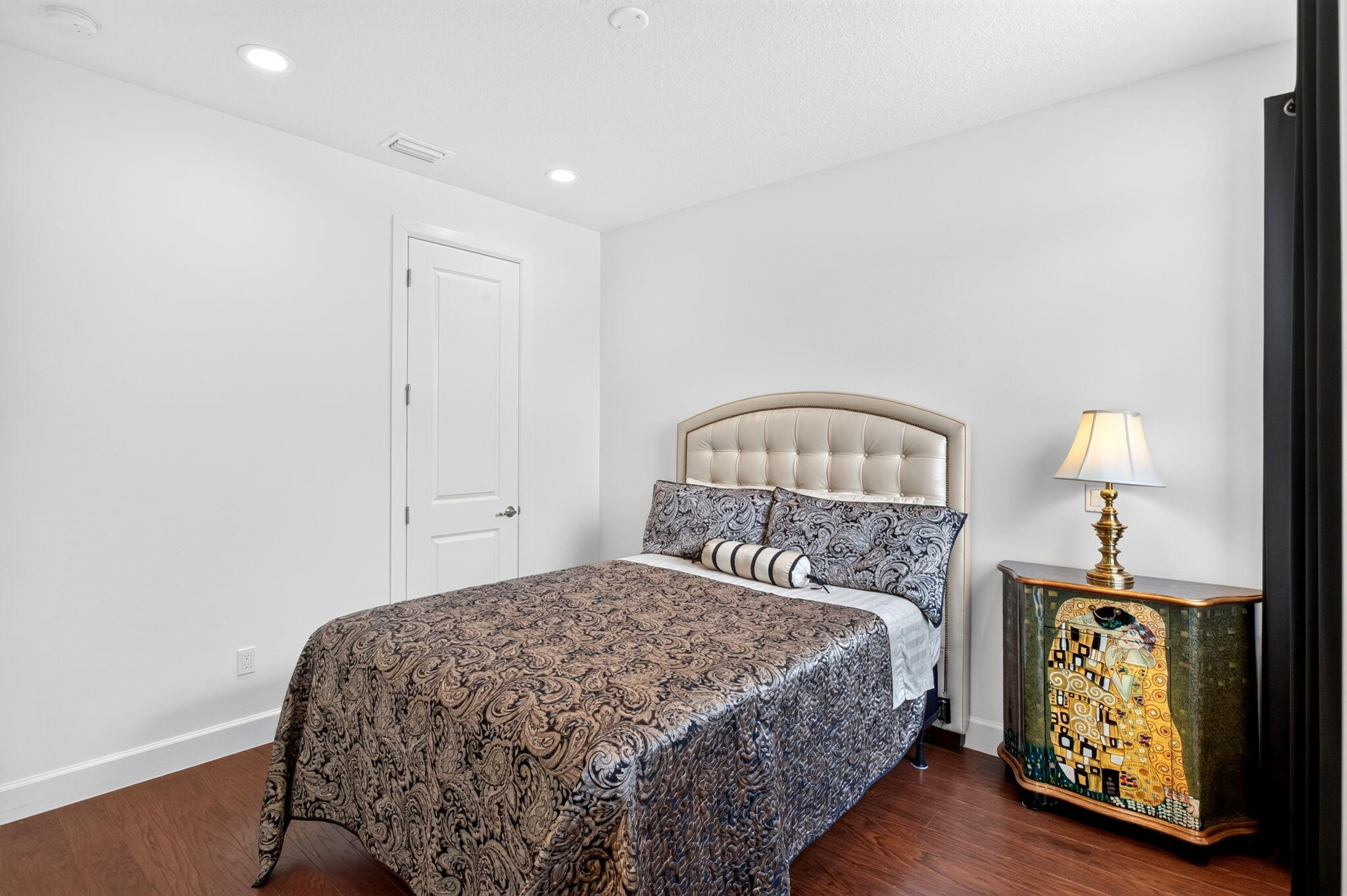 PALM MEADOWS ESTATES - Residential