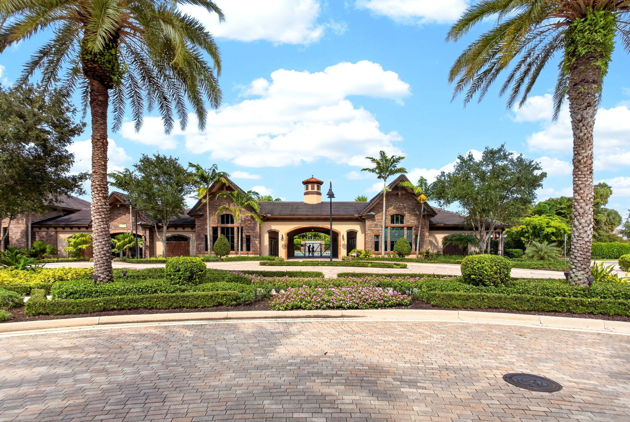 PALM MEADOWS ESTATES - Residential