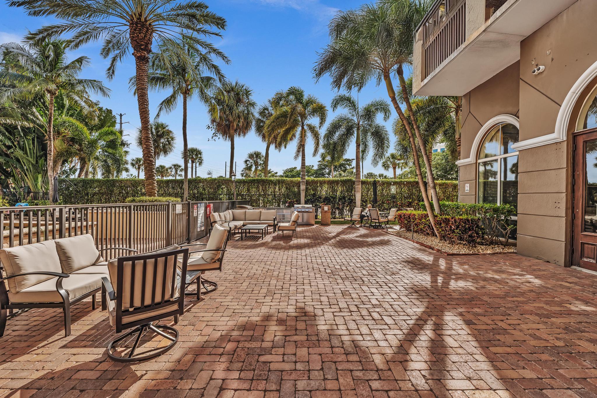 MONTECITO PALM BEACH CONDOMINIUM - Residential