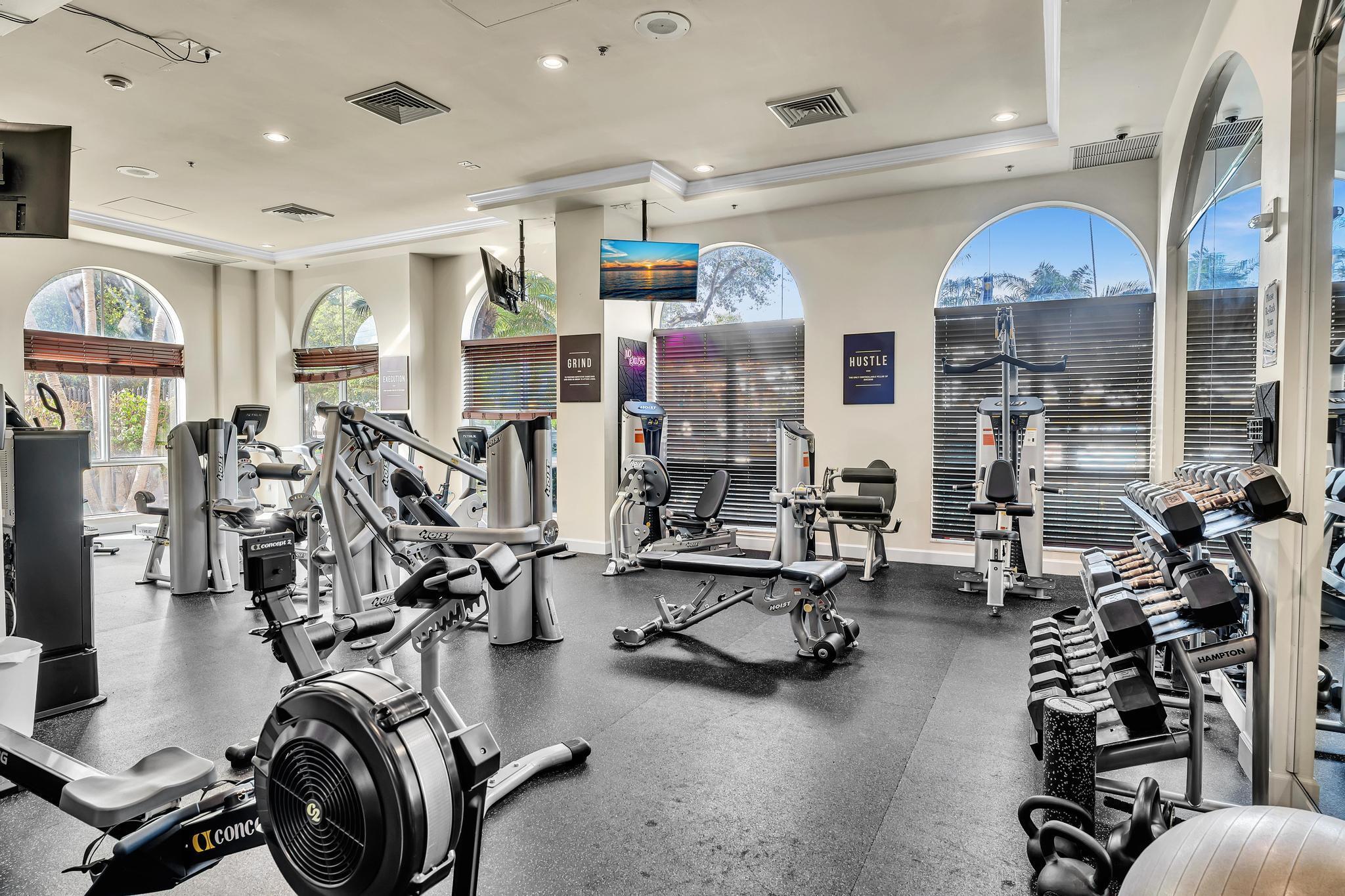 MONTECITO PALM BEACH CONDOMINIUM - Residential