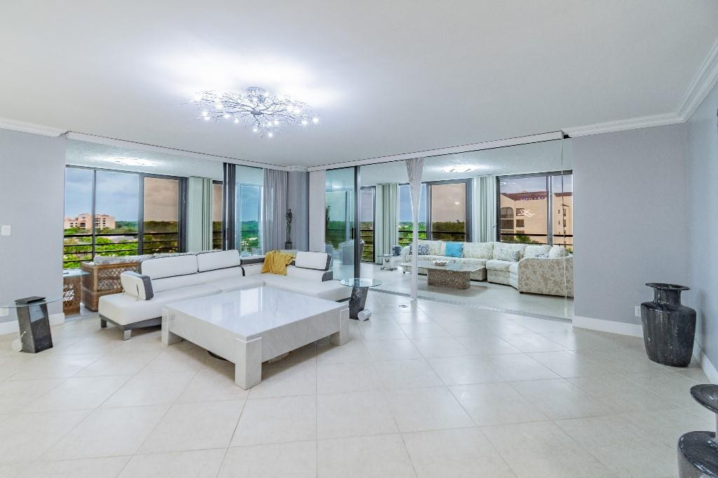 IMPERIAL AT PROMENADE - Residential