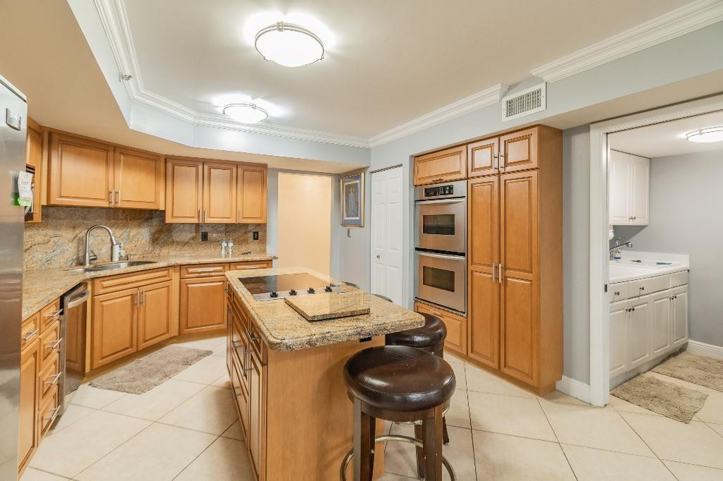 IMPERIAL AT PROMENADE - Residential