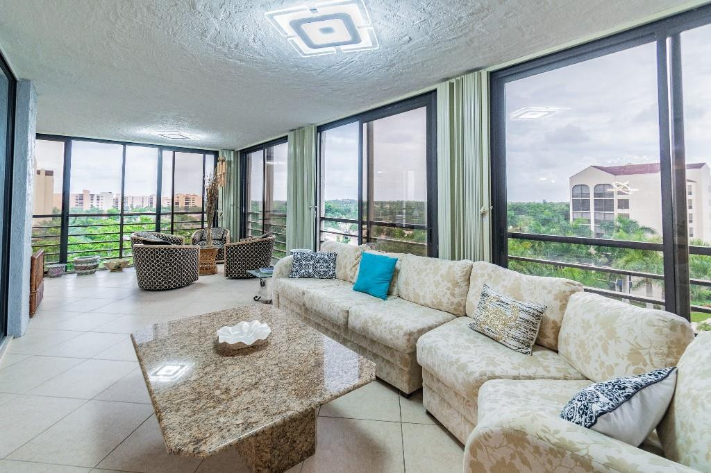 IMPERIAL AT PROMENADE - Residential