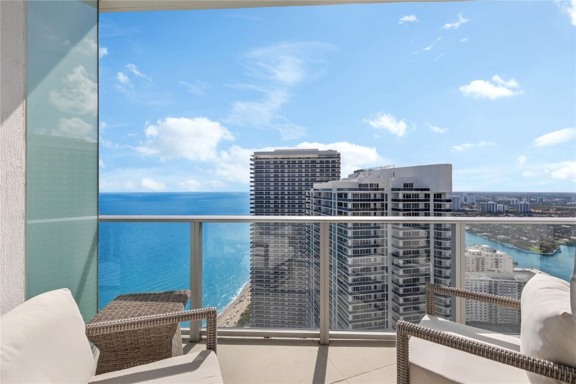 Hyde Beach Resort - Residential