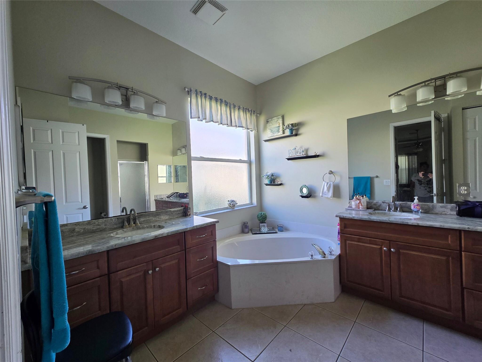 LAKE FOREST AT ST LUCIE W - Residential
