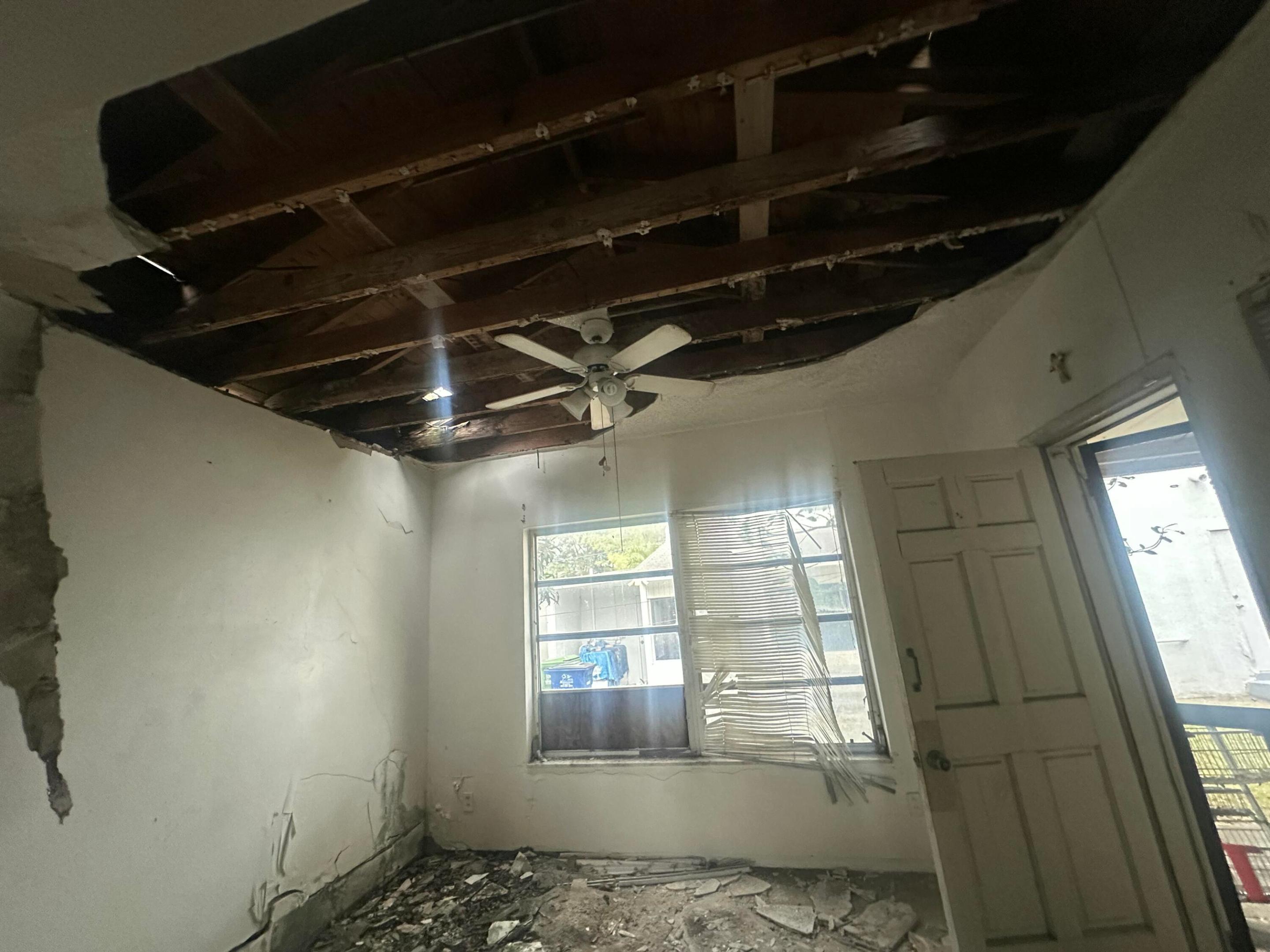 HALLANDALE PARK NO 3 - Residential Income