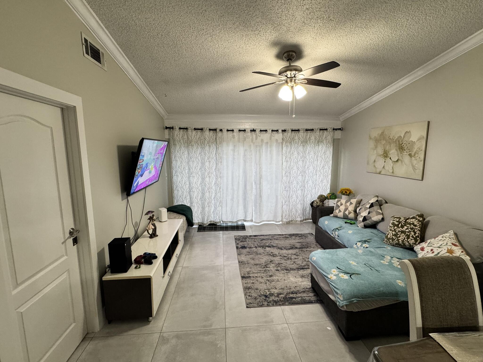 BOCA BEND - Residential