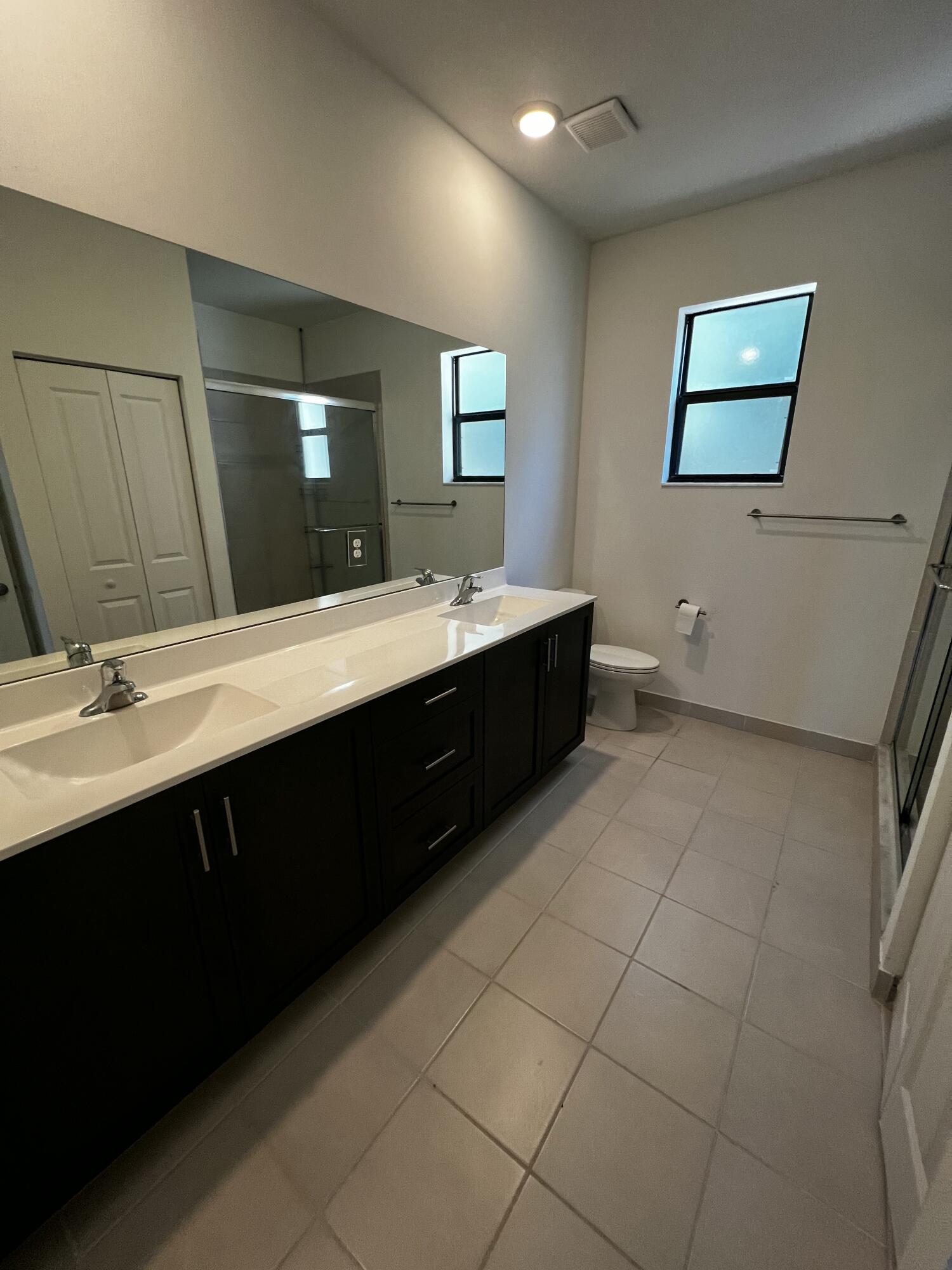 RIVERSIDE NO 2 - Residential Lease