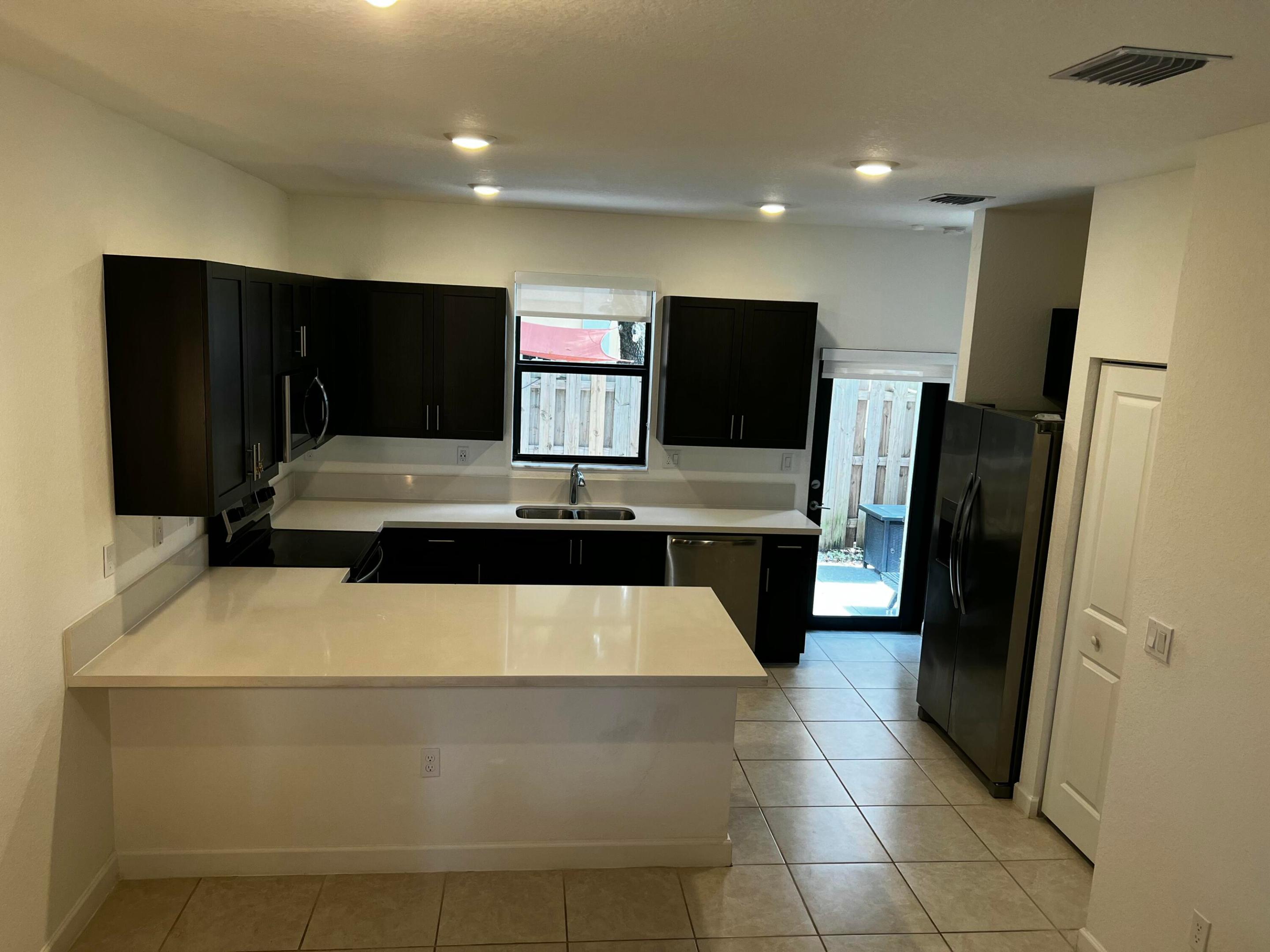RIVERSIDE NO 2 - Residential Lease