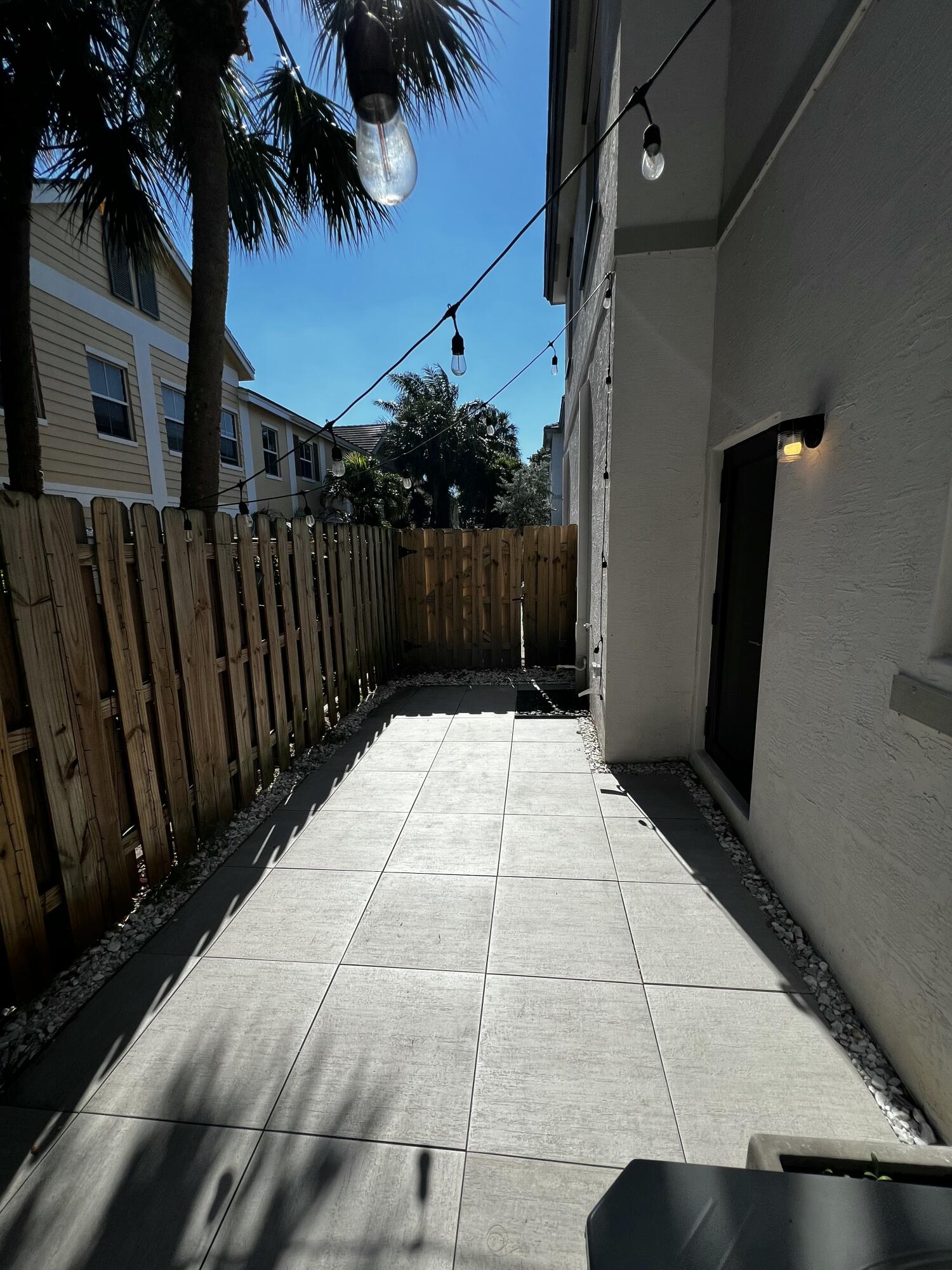 RIVERSIDE NO 2 - Residential Lease