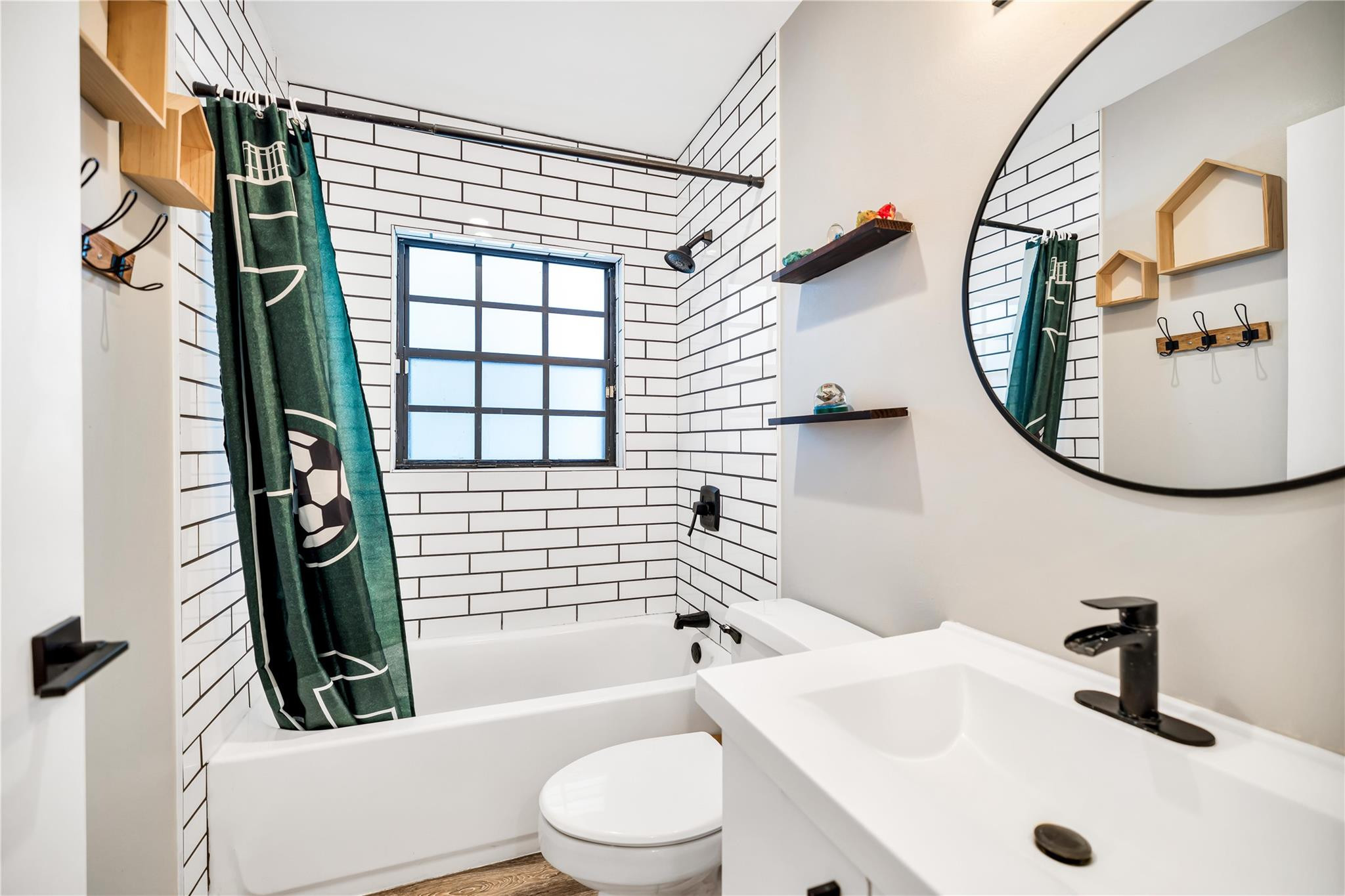 AMERICAN HERITAGE HOMES PH 1 - Residential
