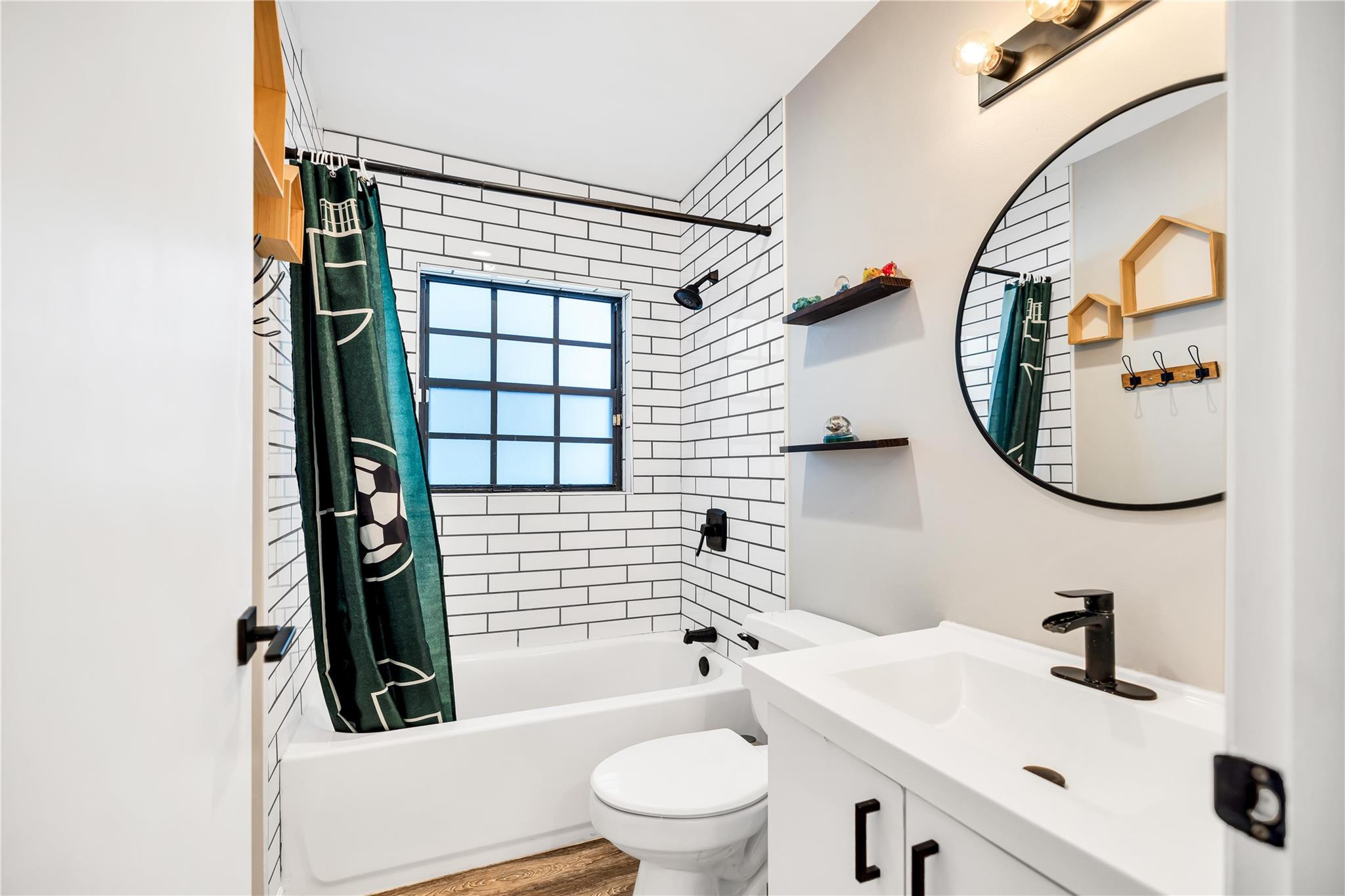 AMERICAN HERITAGE HOMES PH 1 - Residential