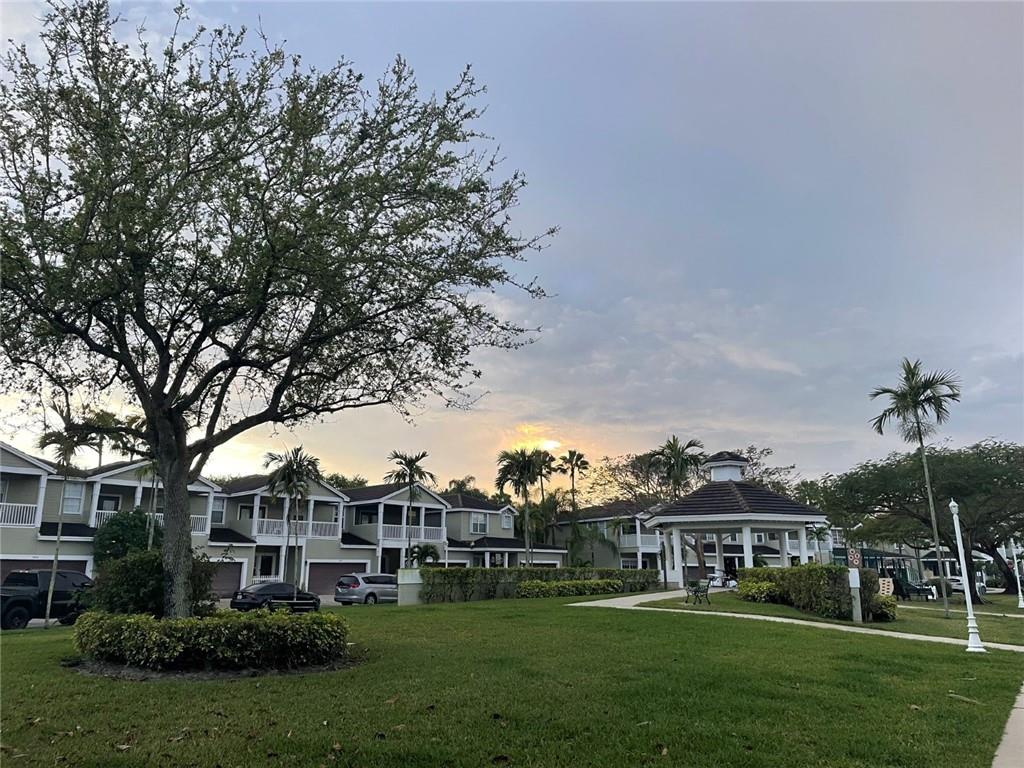 Cinnamon Crossings - Residential