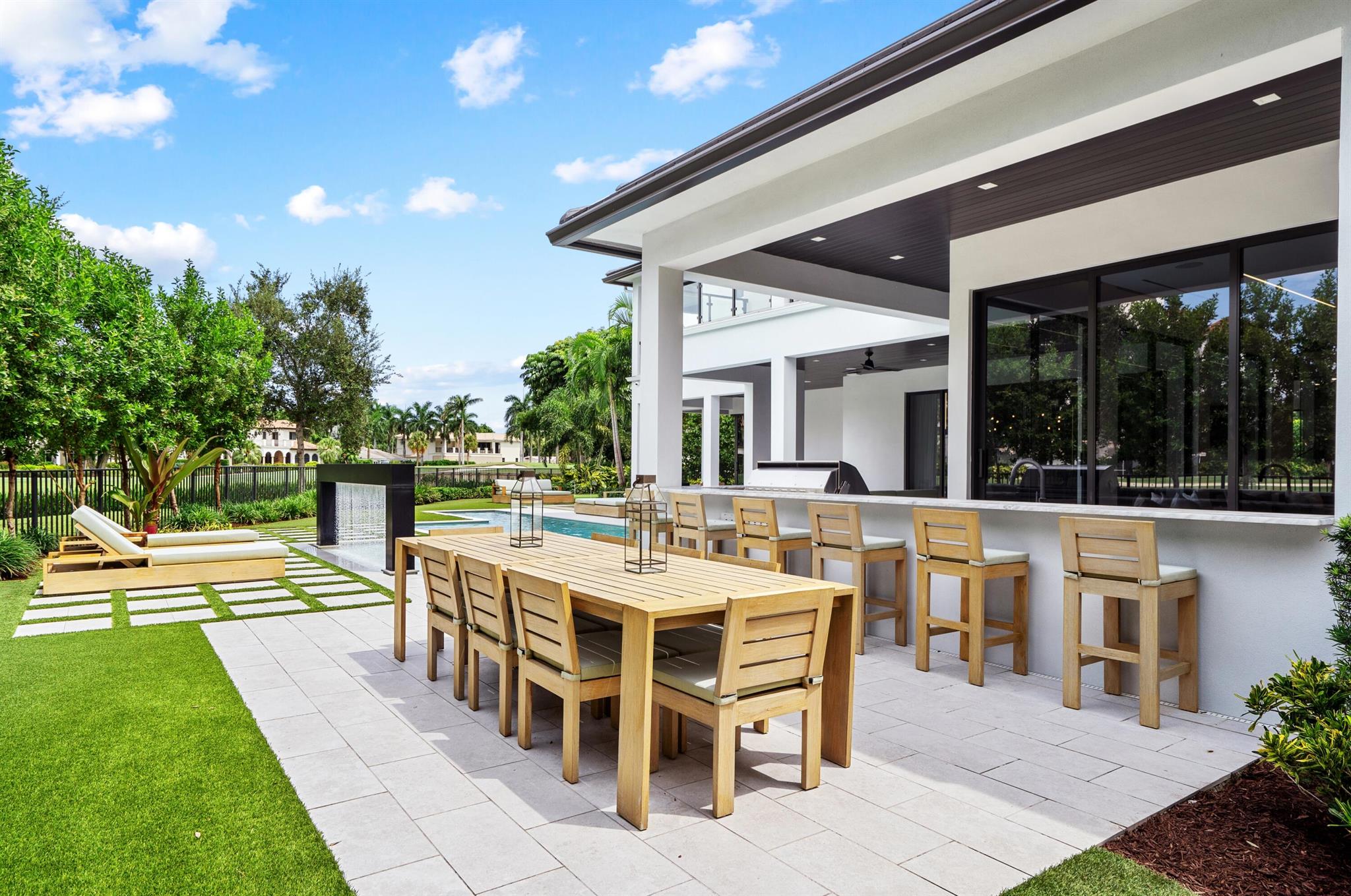 ROYAL PALM YACHT & COUNTRY CLUB SUB - Residential