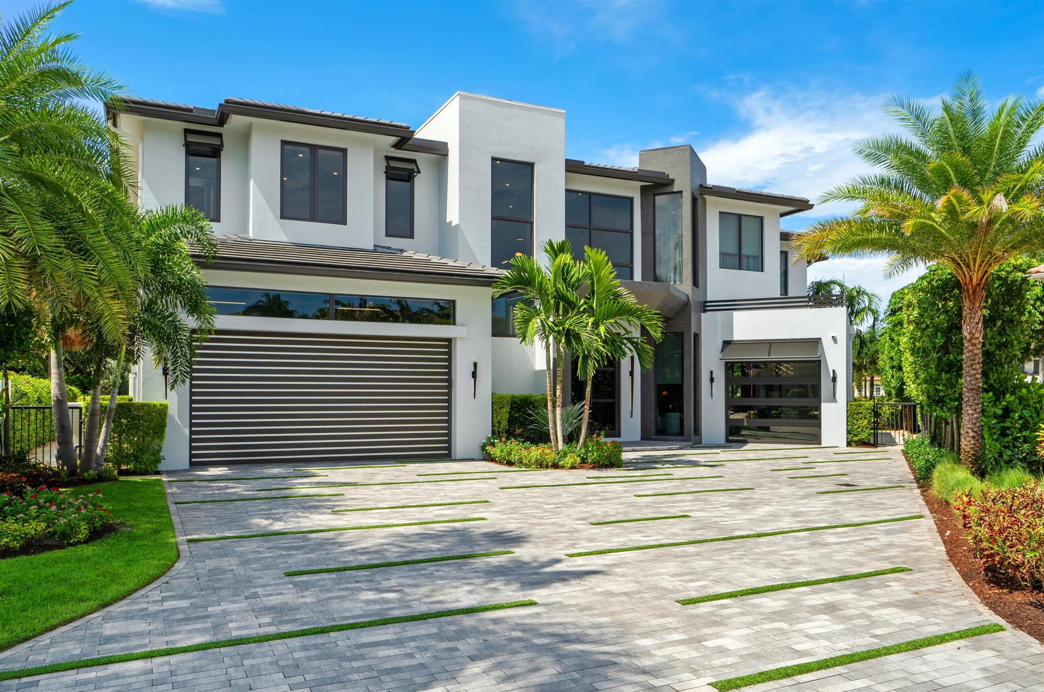 ROYAL PALM YACHT & COUNTRY CLUB SUB - Residential