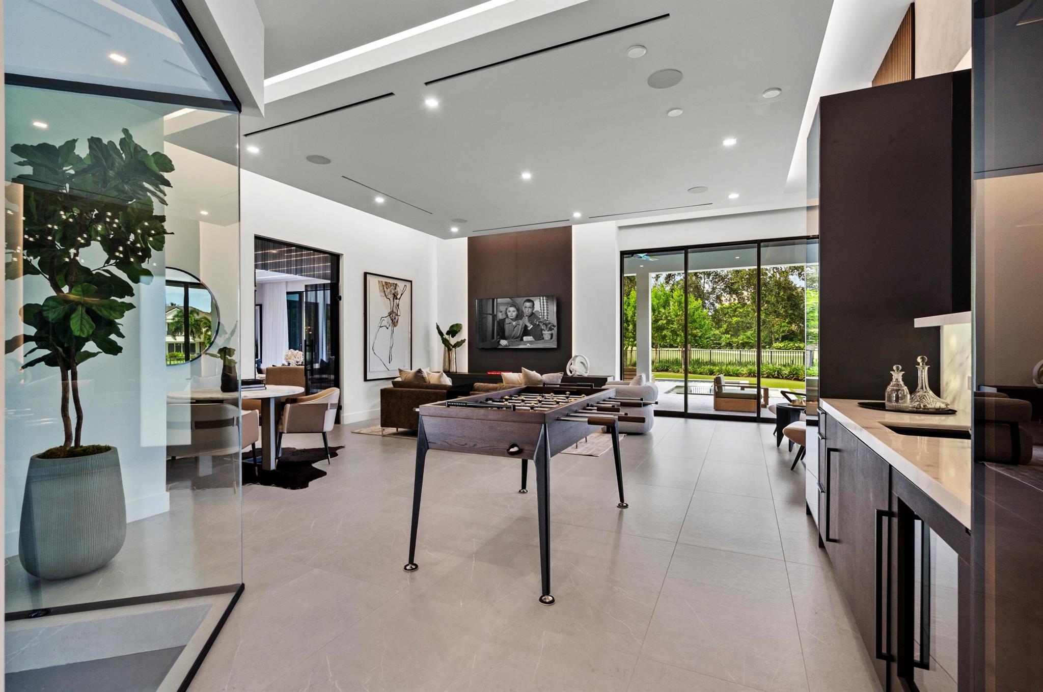 ROYAL PALM YACHT & COUNTRY CLUB SUB - Residential