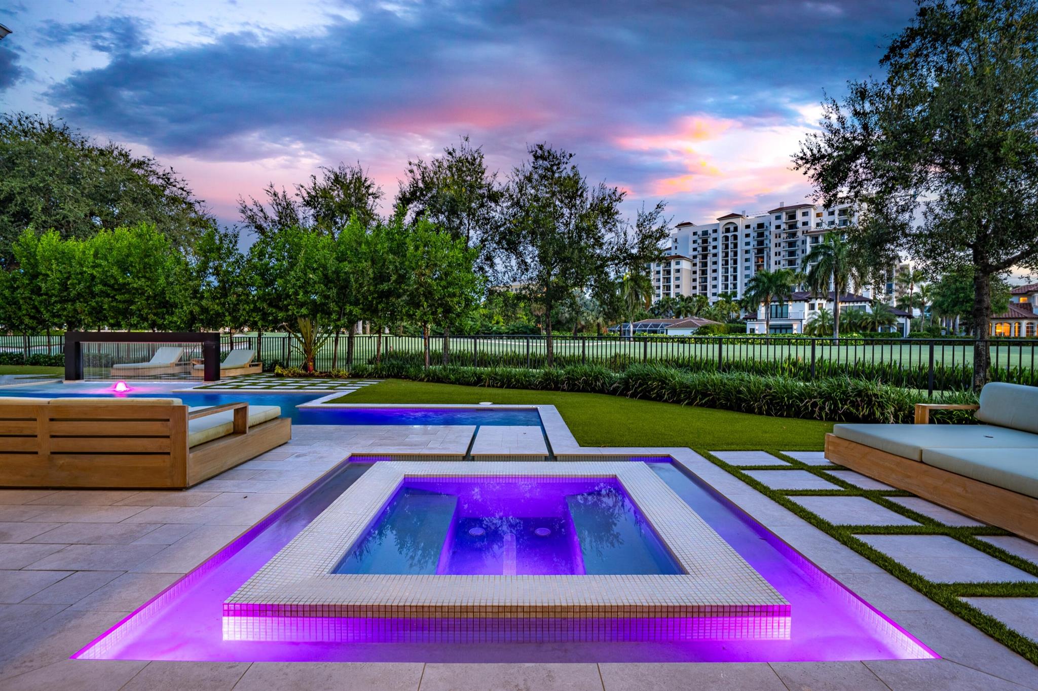 ROYAL PALM YACHT & COUNTRY CLUB SUB - Residential