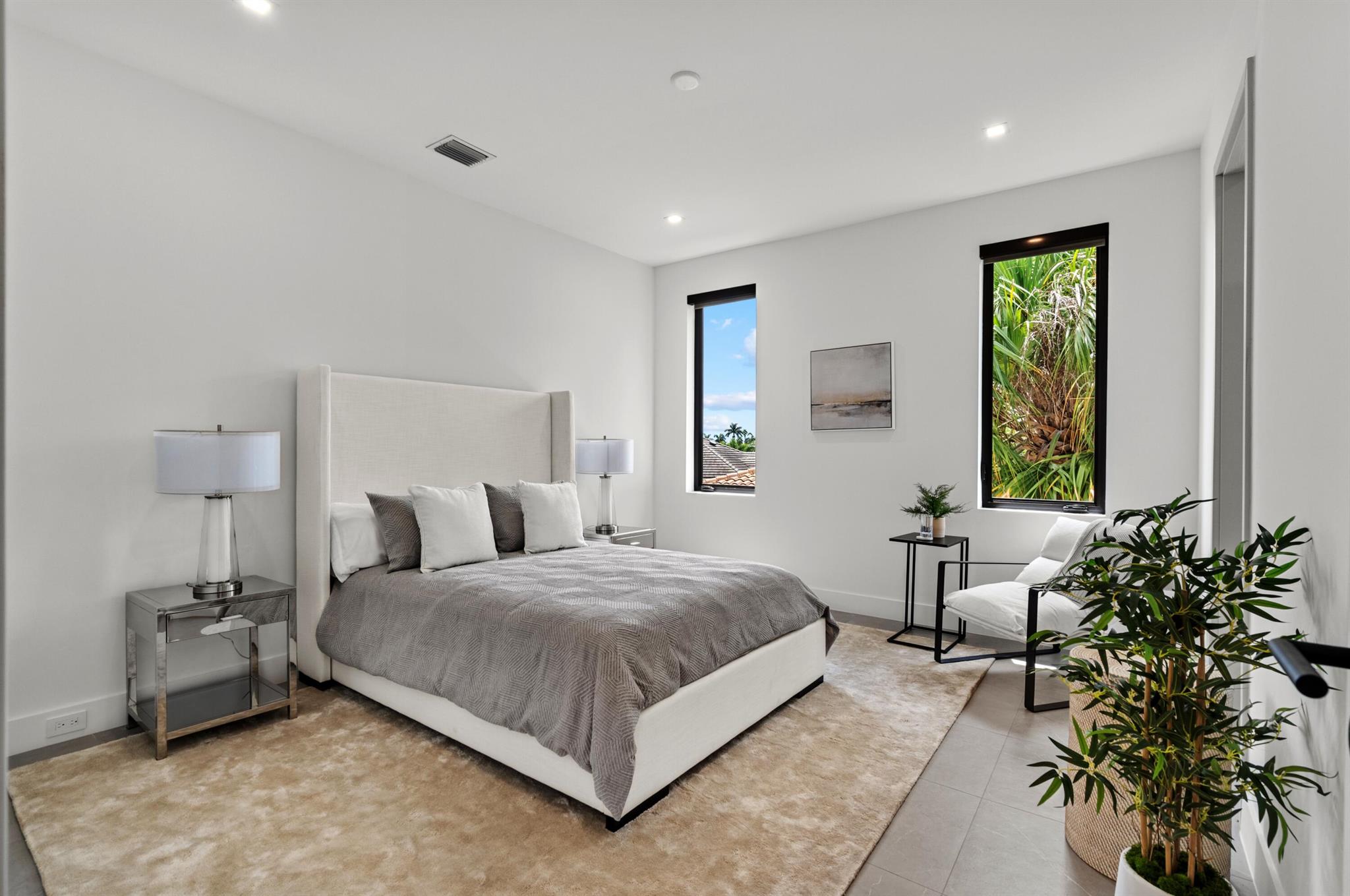 ROYAL PALM YACHT & COUNTRY CLUB SUB - Residential