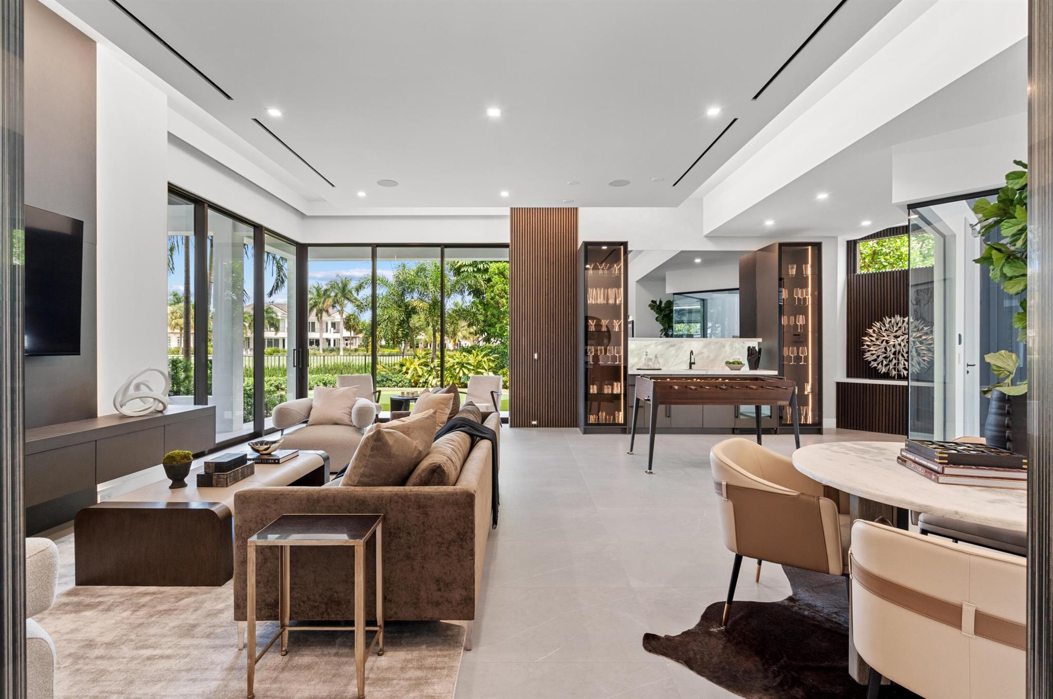 ROYAL PALM YACHT & COUNTRY CLUB SUB - Residential