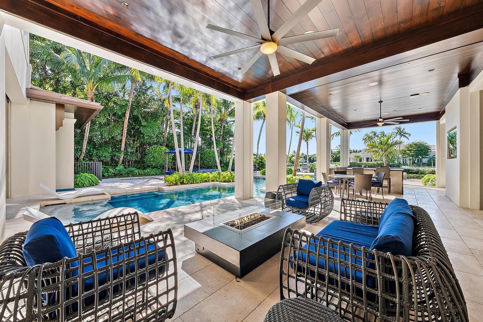 ADMIRALS COVE - Residential