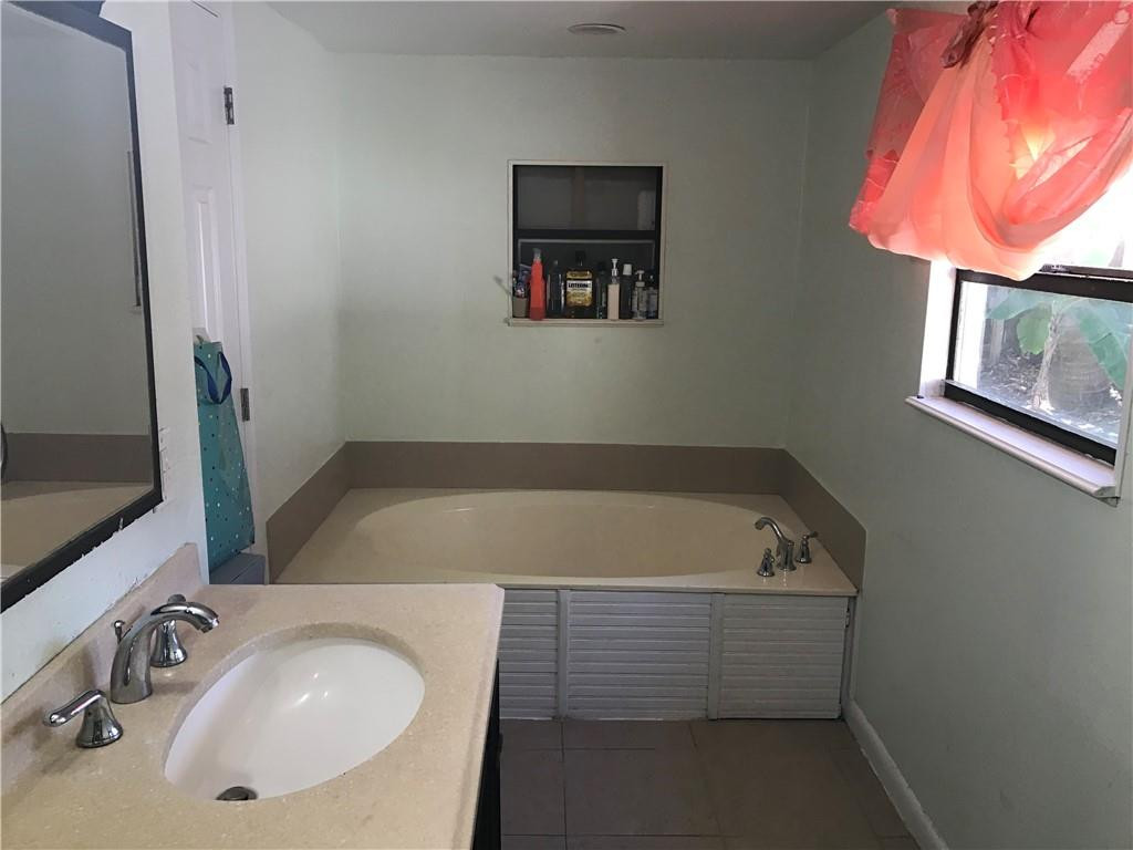 Oriole-Margate Sec Two - Residential