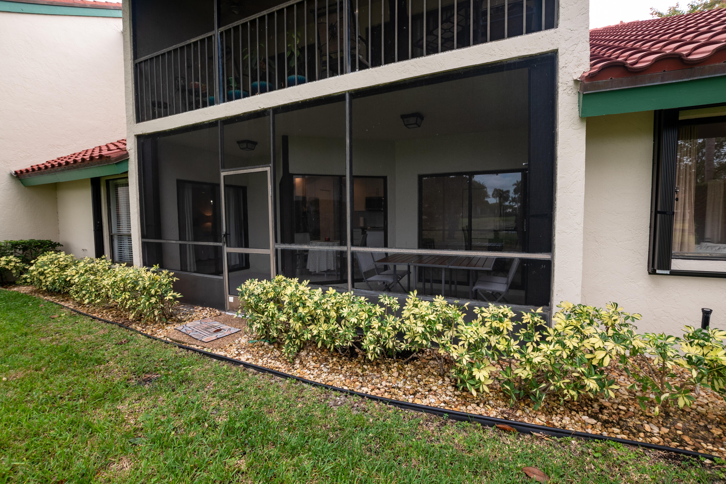LEXINGTON GREEN CONDO - Residential Lease
